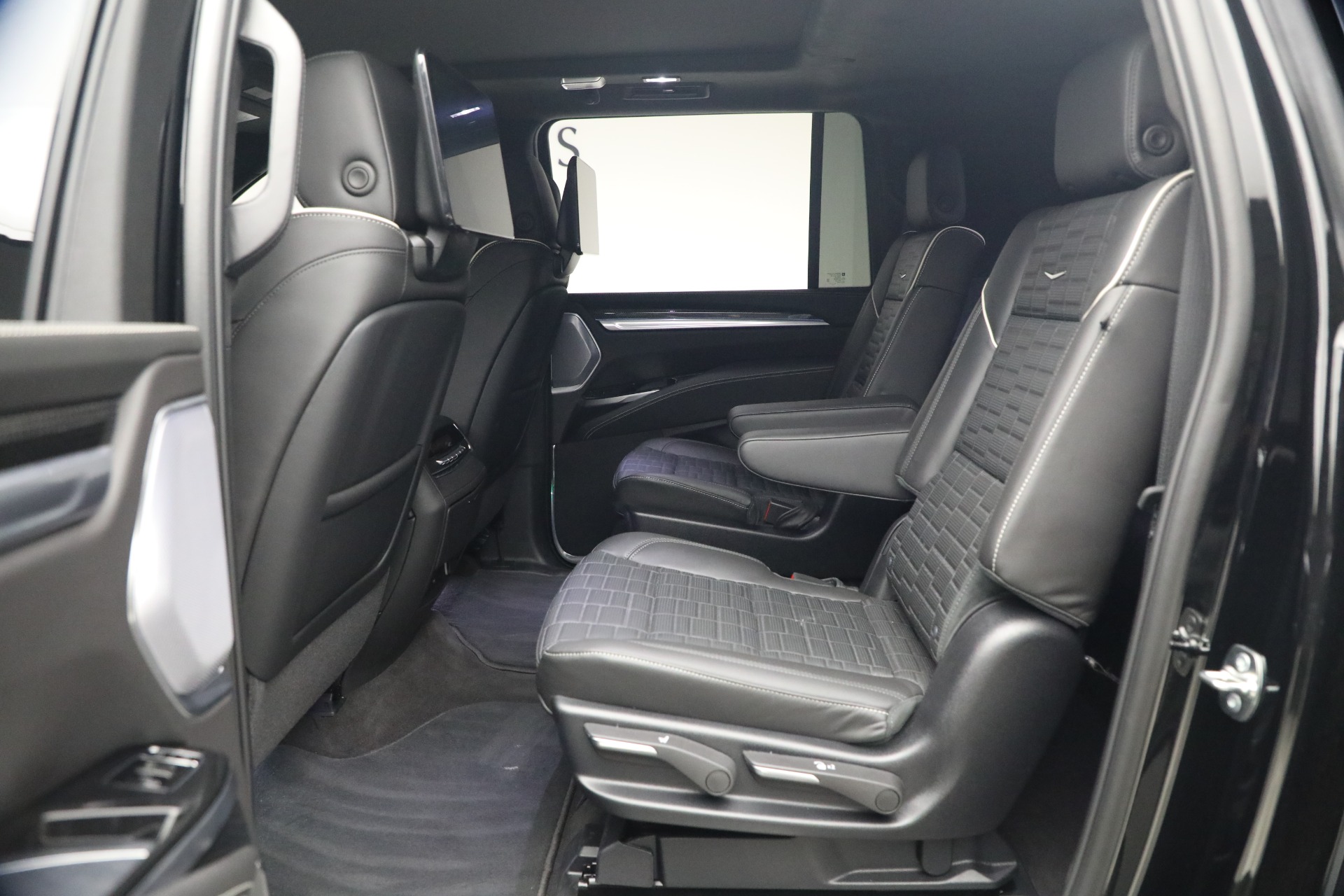 Used-2026-Cadillac-Escalade-V-ESV