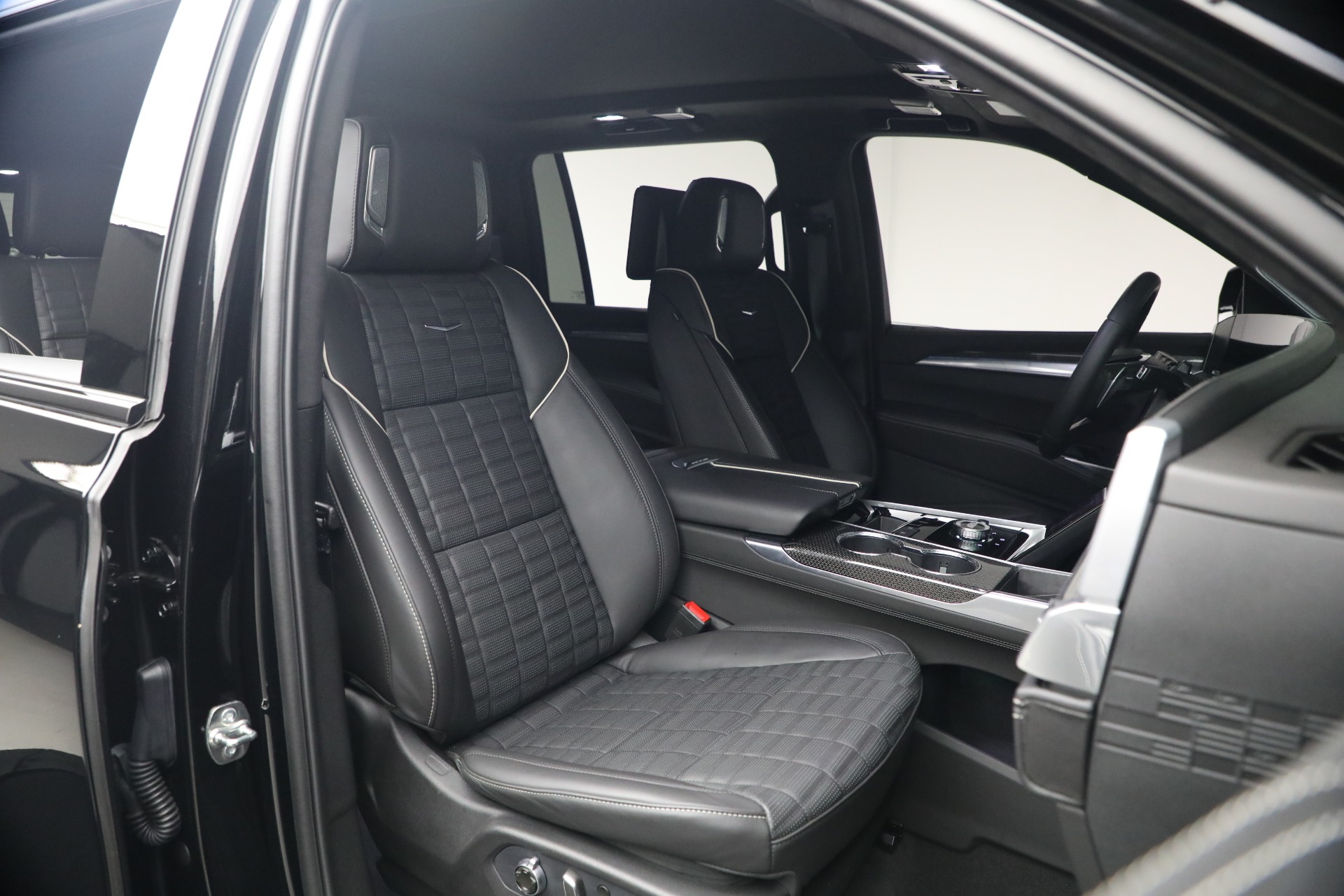 Used-2026-Cadillac-Escalade-V-ESV