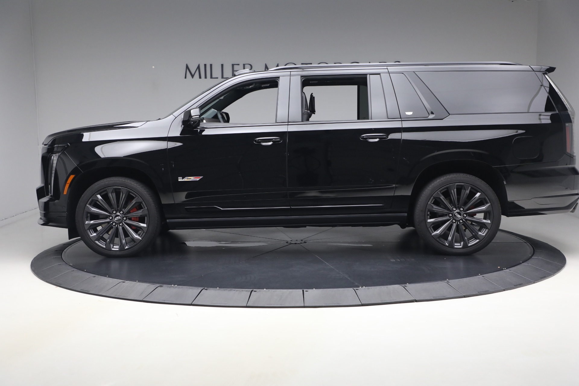 Used-2026-Cadillac-Escalade-V-ESV
