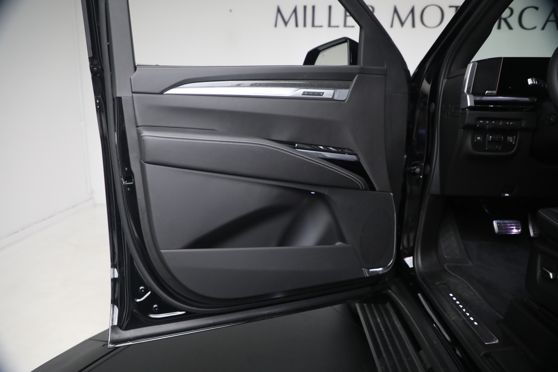 Used-2026-Cadillac-Escalade-V-ESV