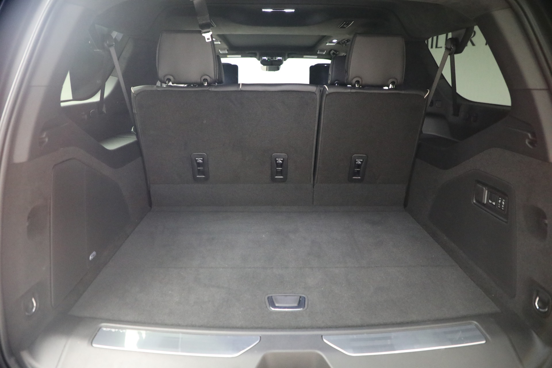 Used-2026-Cadillac-Escalade-V-ESV