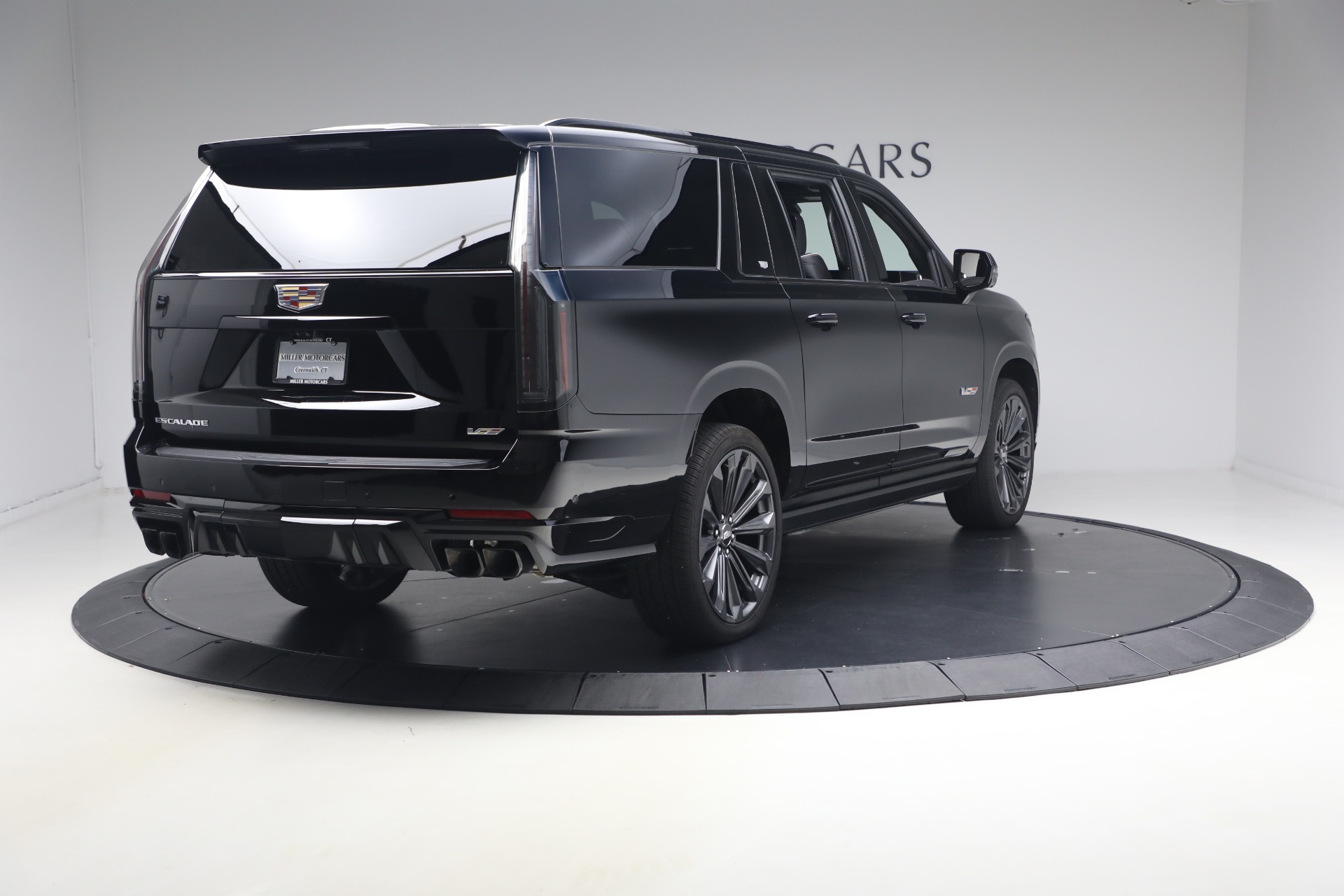 Used-2026-Cadillac-Escalade-V-ESV