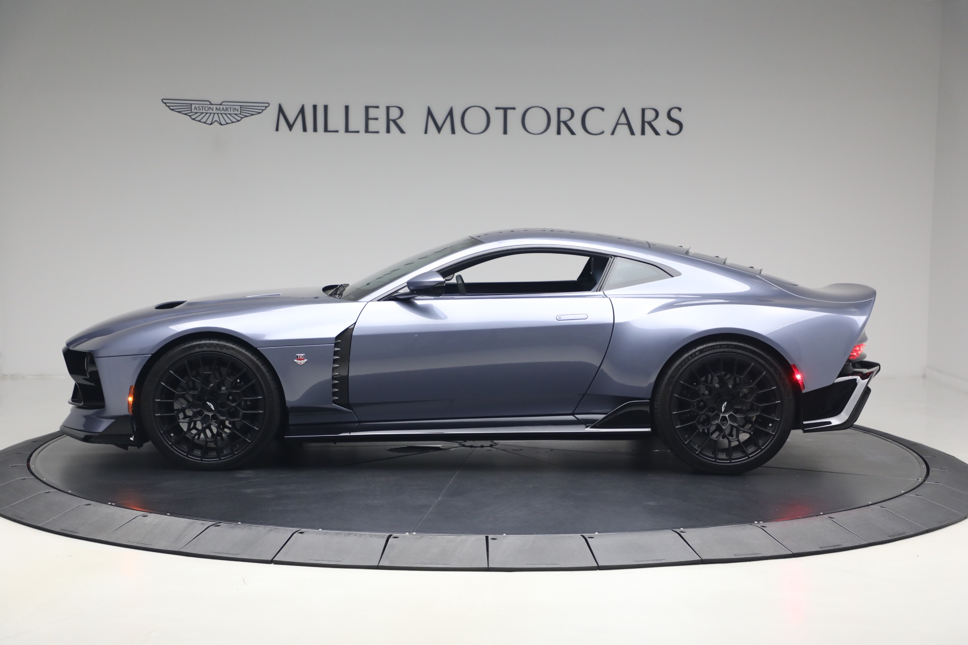 Used-2024-Aston-Martin-Valour