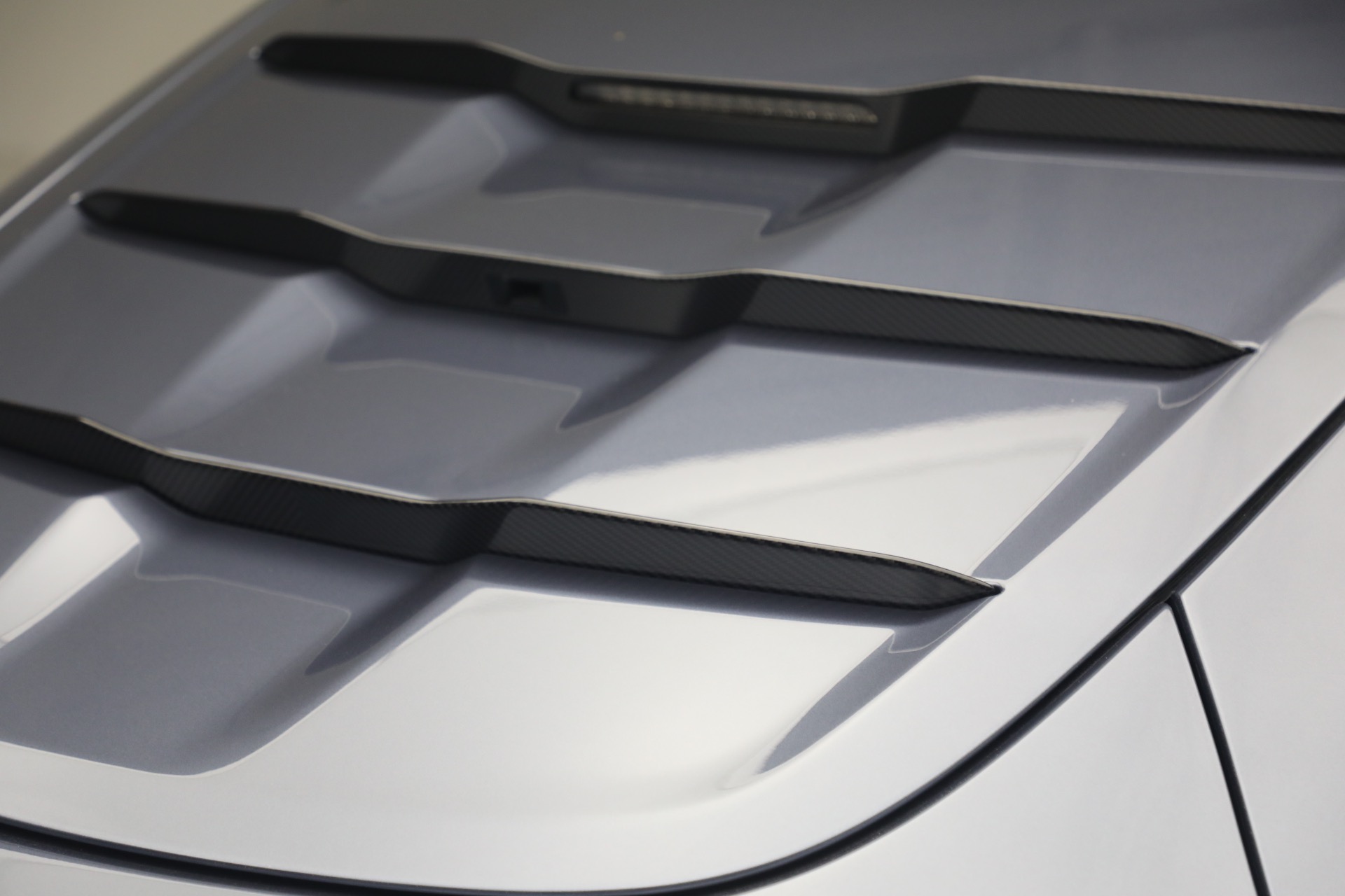 Used-2024-Aston-Martin-Valour