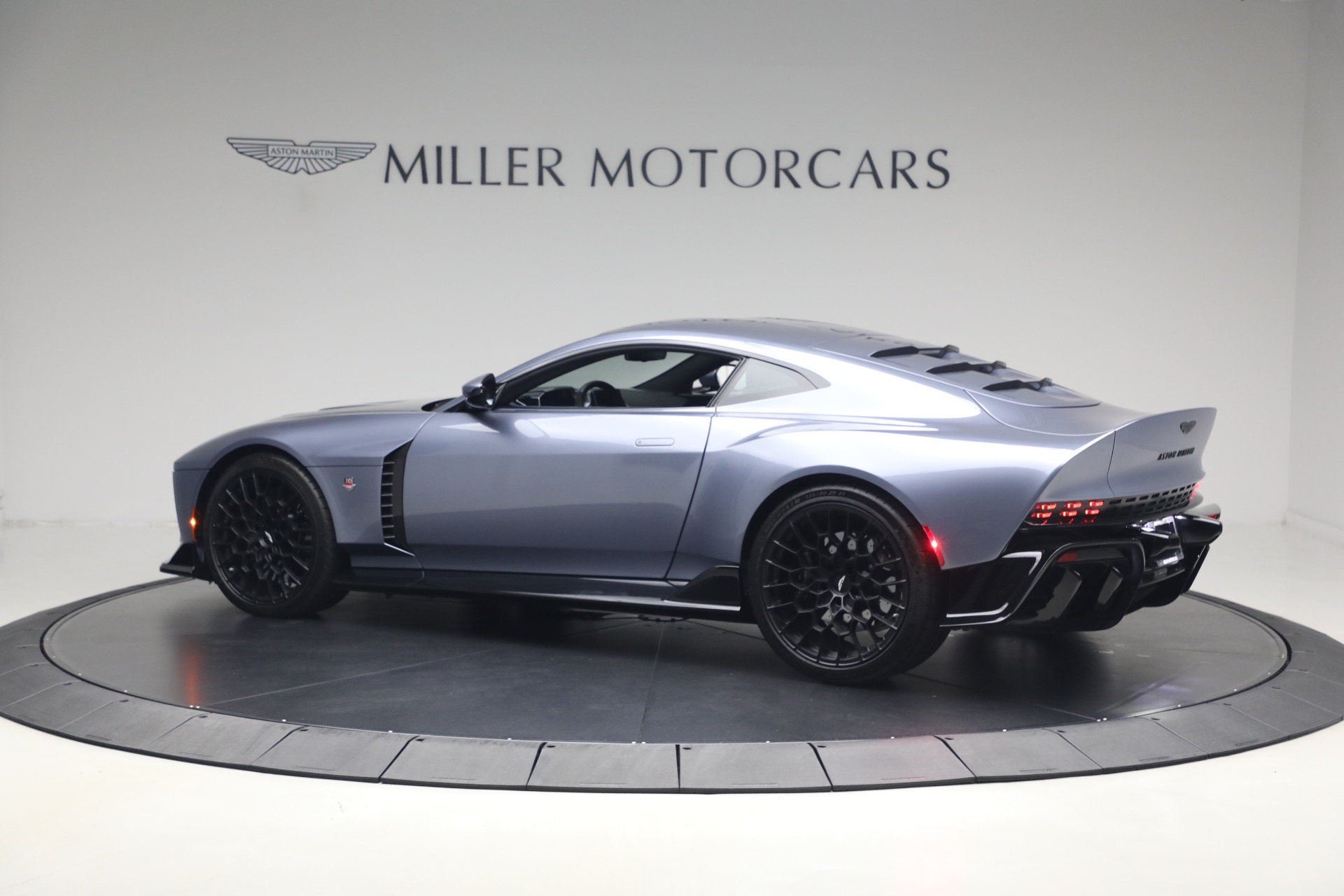 Used-2024-Aston-Martin-Valour