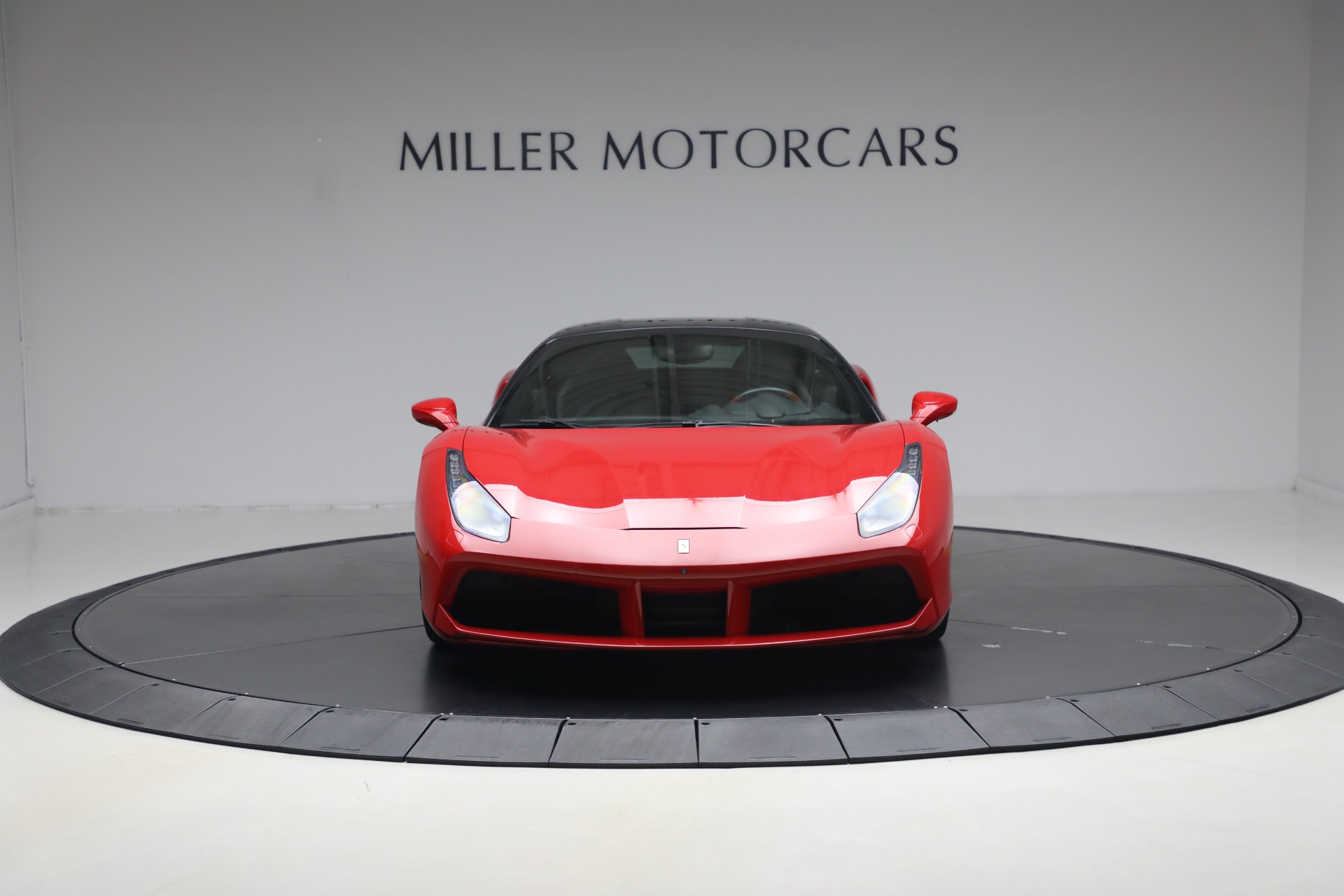 Used-2018-Ferrari-488-GTB