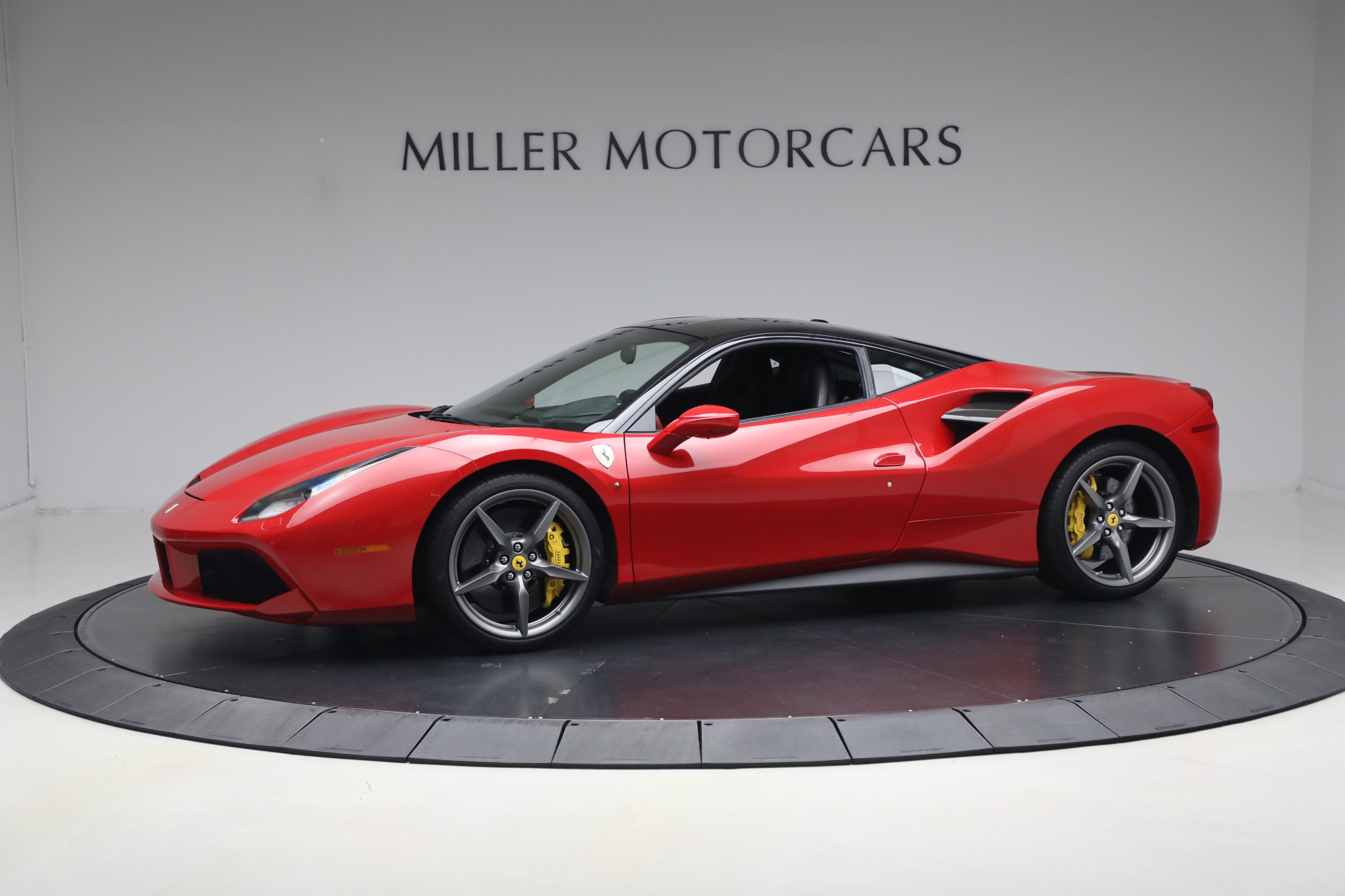 Used-2018-Ferrari-488-GTB