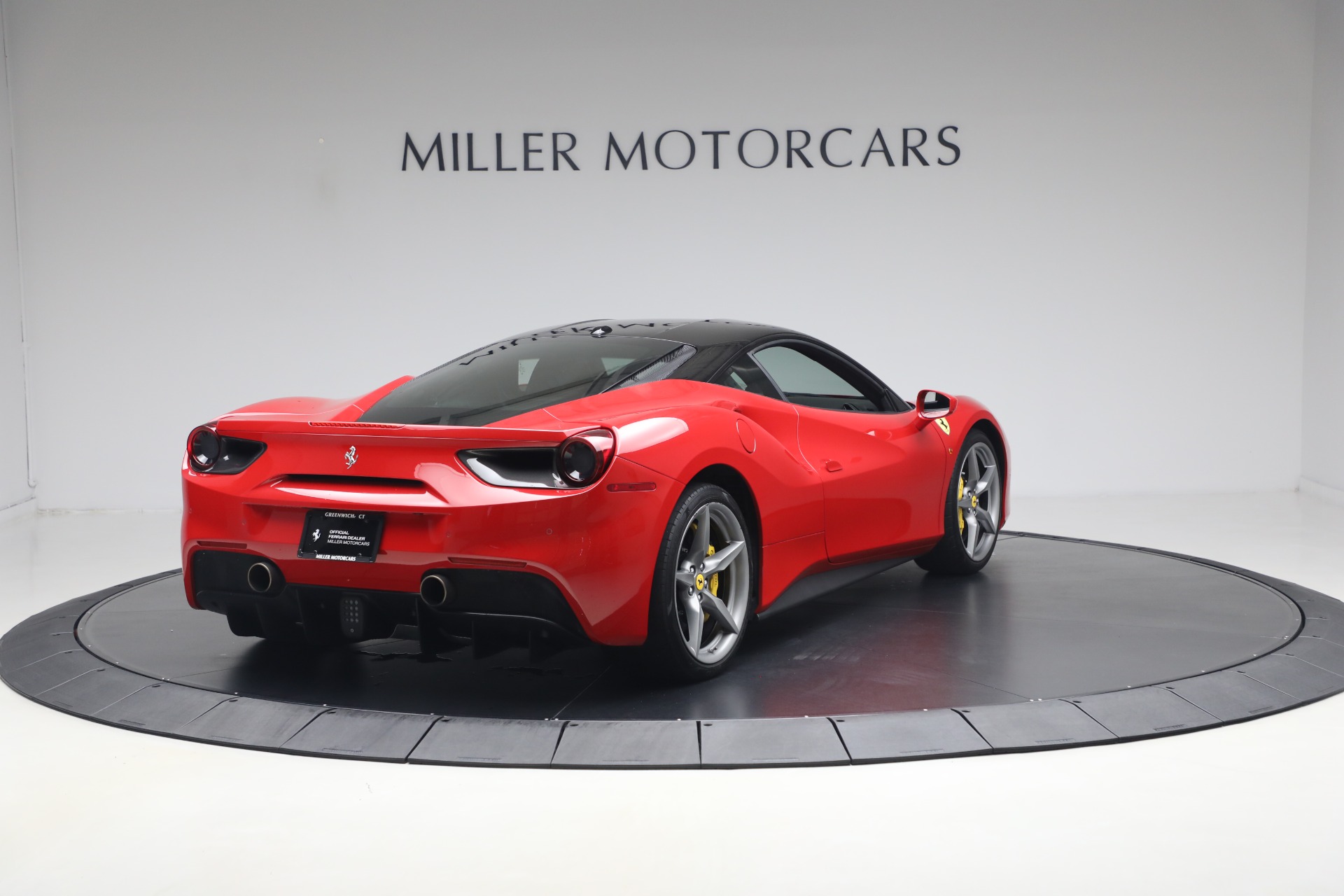 Used-2018-Ferrari-488-GTB