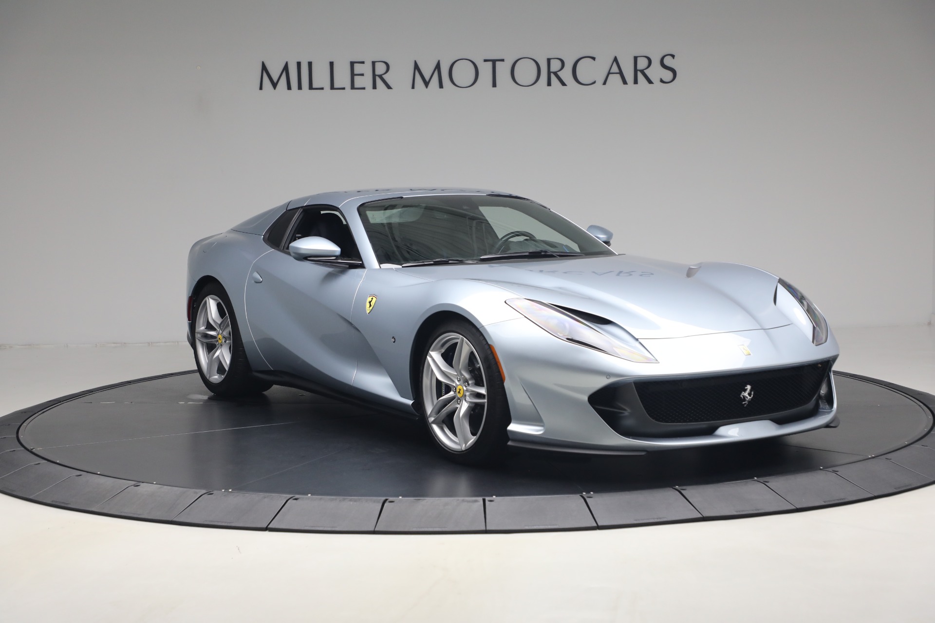 Used-2022-Ferrari-812-GTS