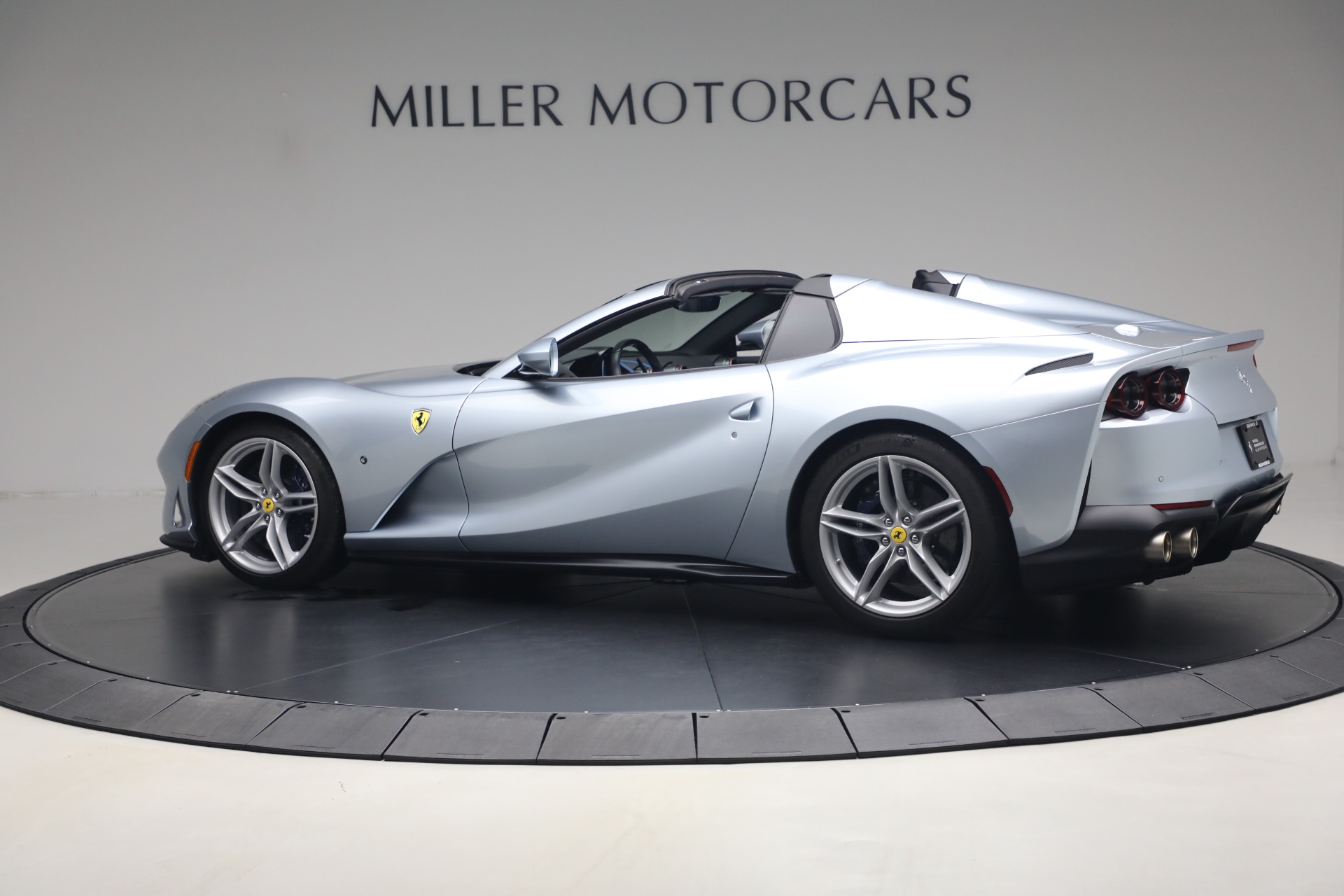 Used-2022-Ferrari-812-GTS