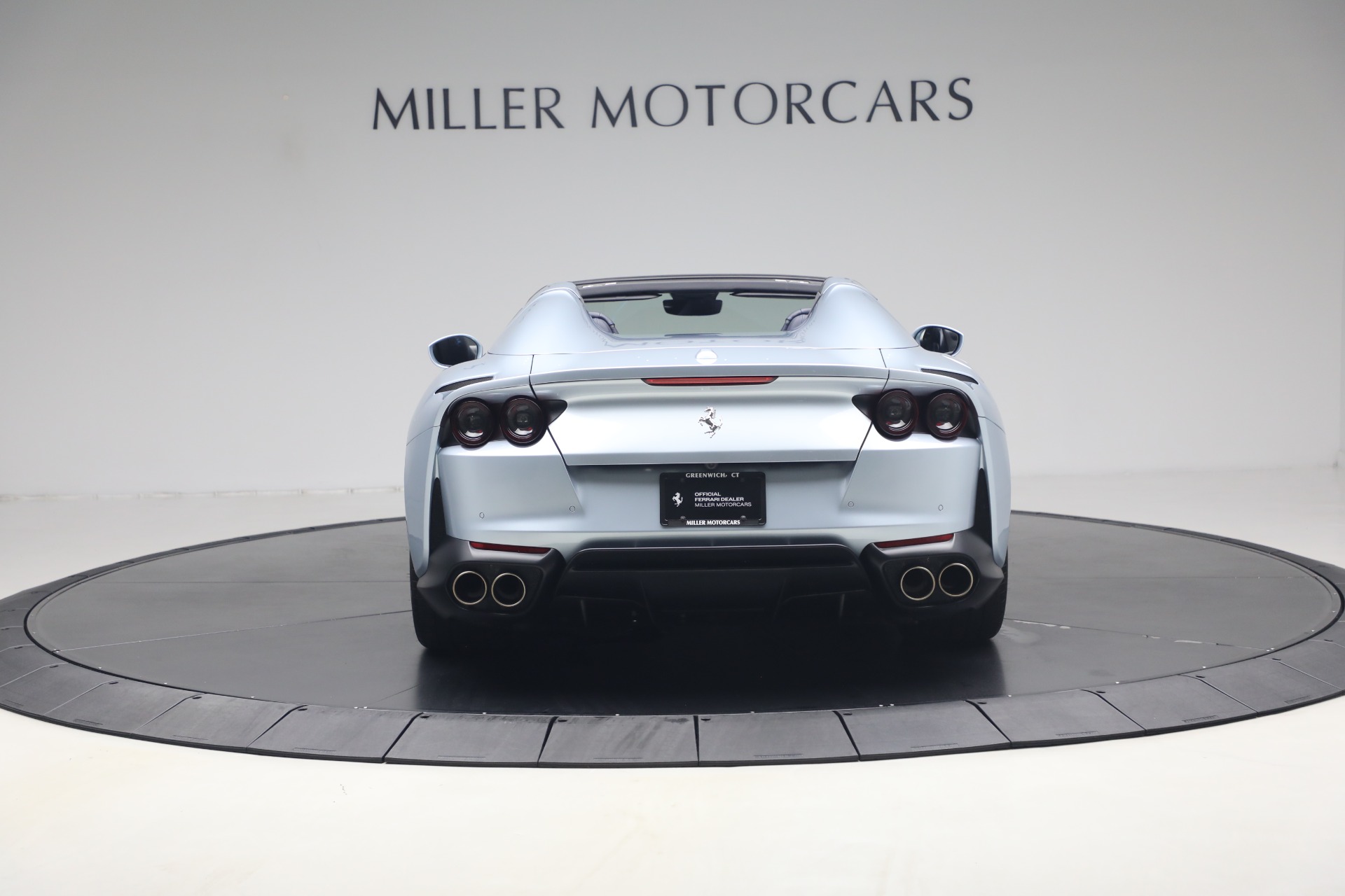 Used-2022-Ferrari-812-GTS