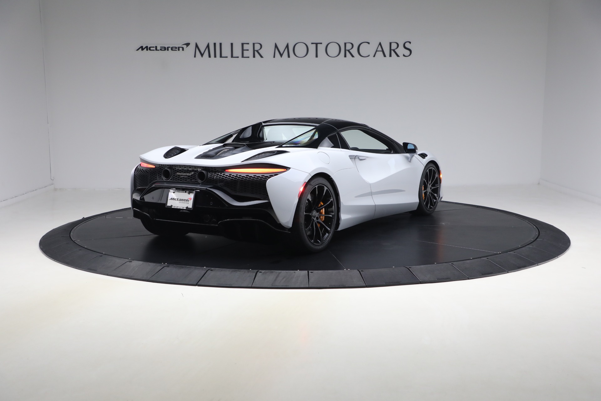 New-2026-McLaren-Artura-Spider-Vision