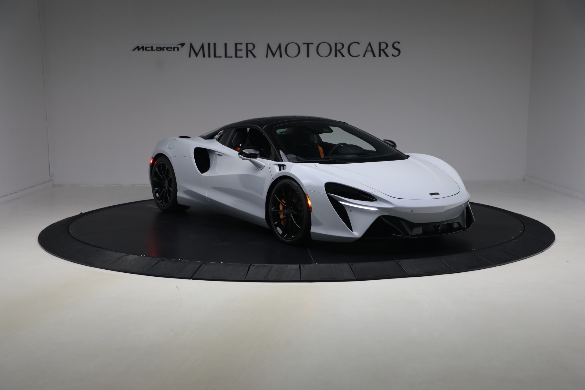 New-2026-McLaren-Artura-Spider-Vision