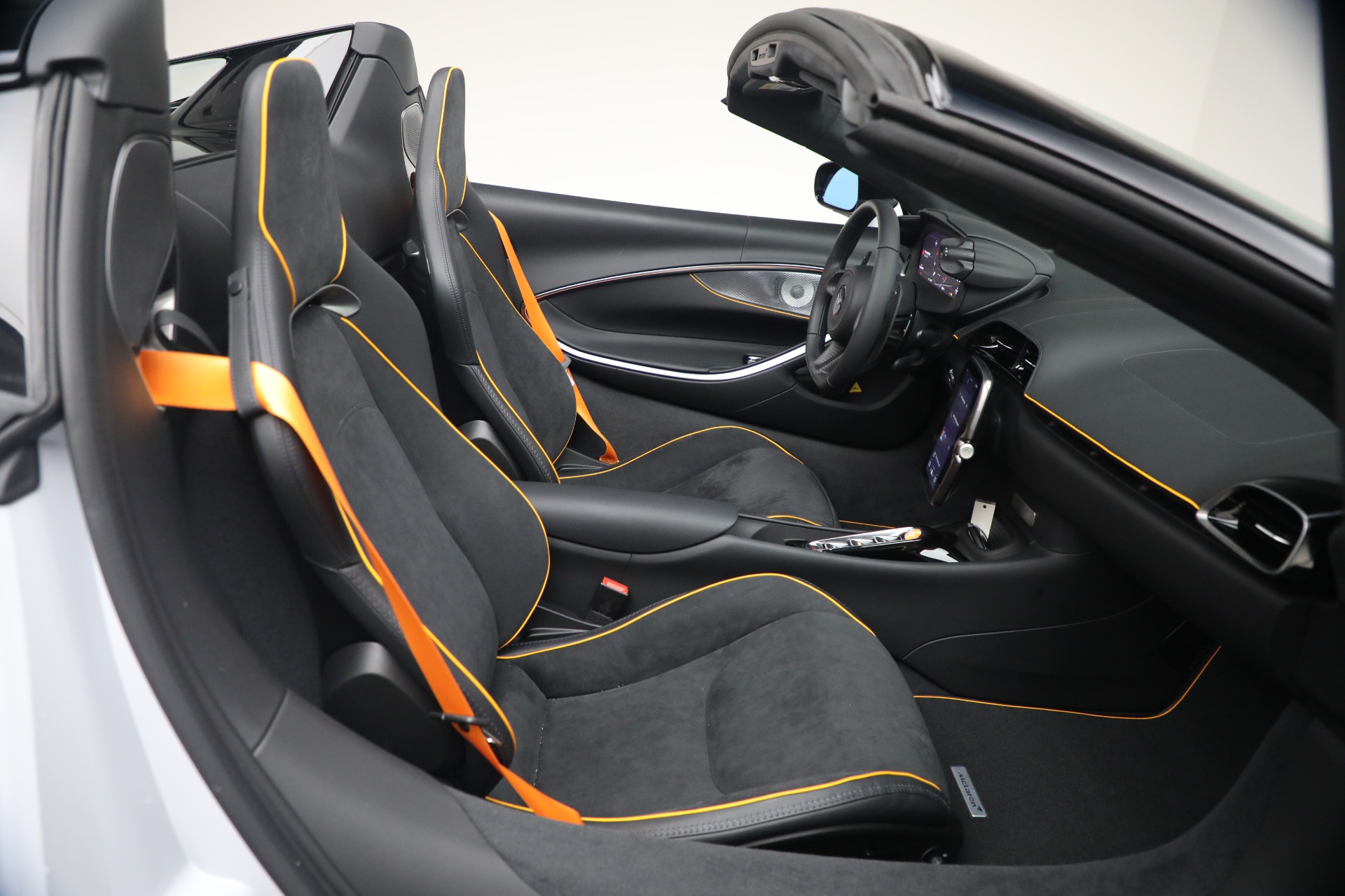 New-2026-McLaren-Artura-Spider-Vision
