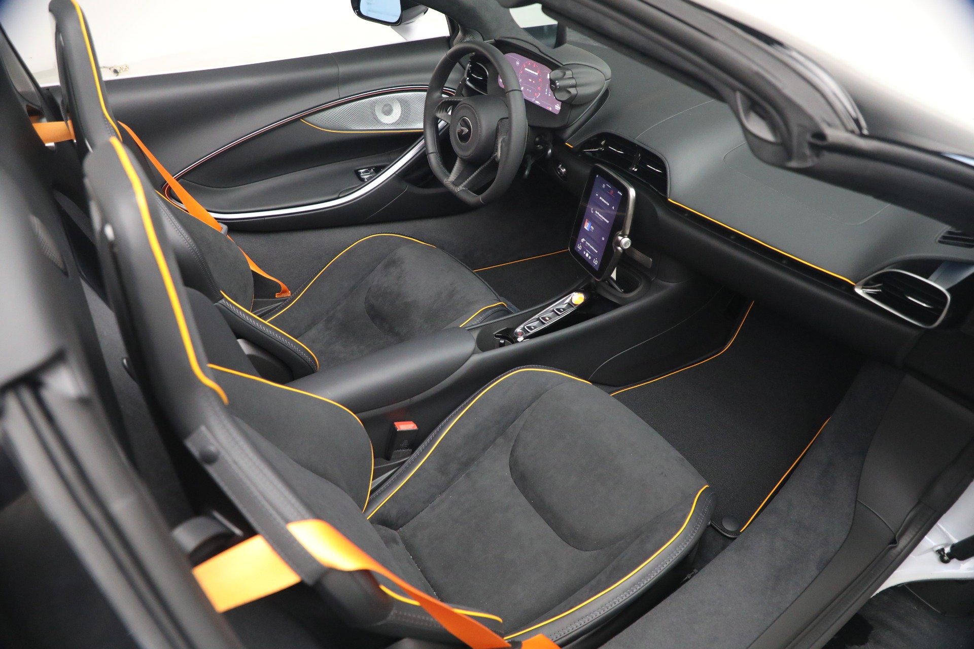 New-2026-McLaren-Artura-Spider-Vision