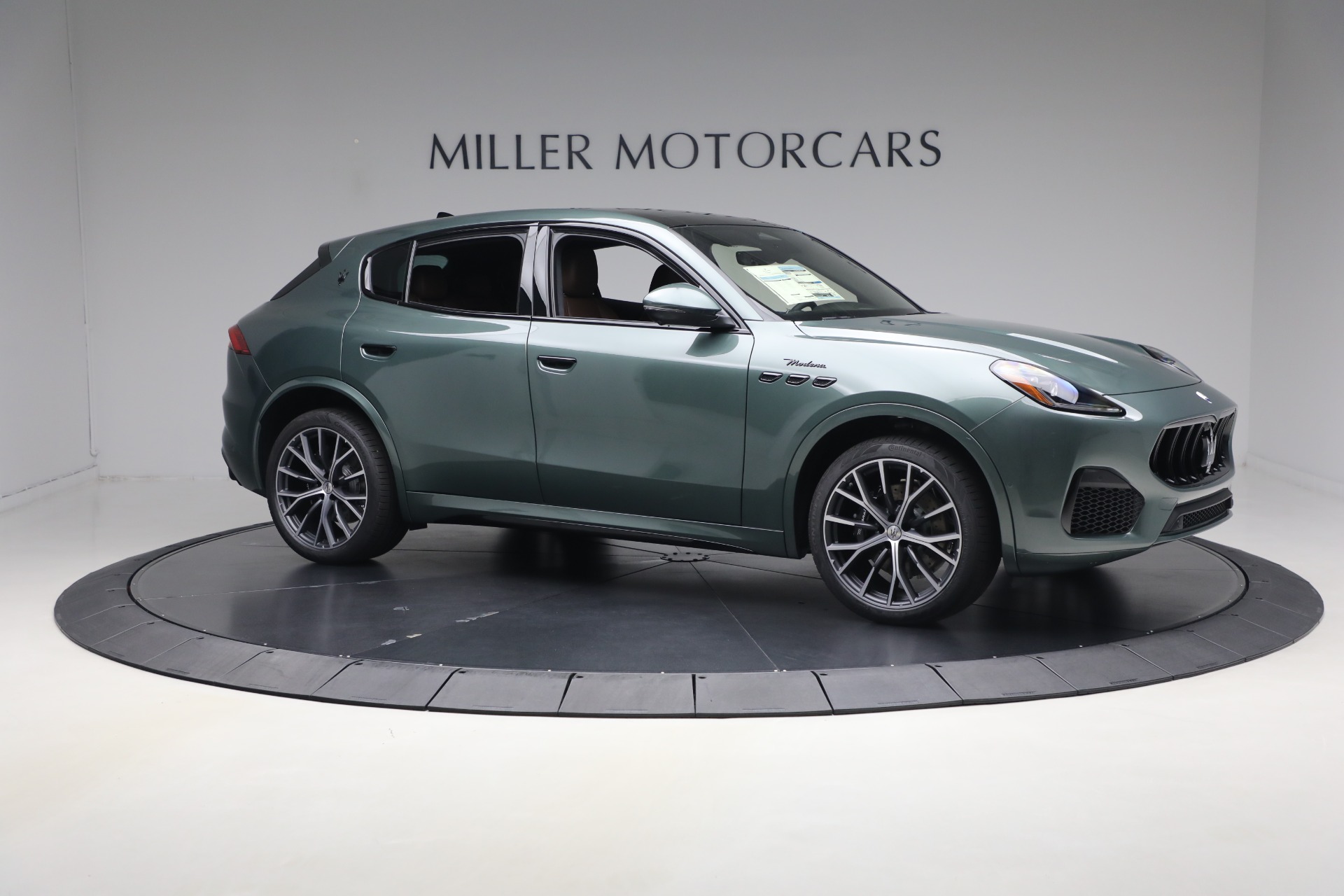 New-2026-Maserati-Grecale-Modena-V6