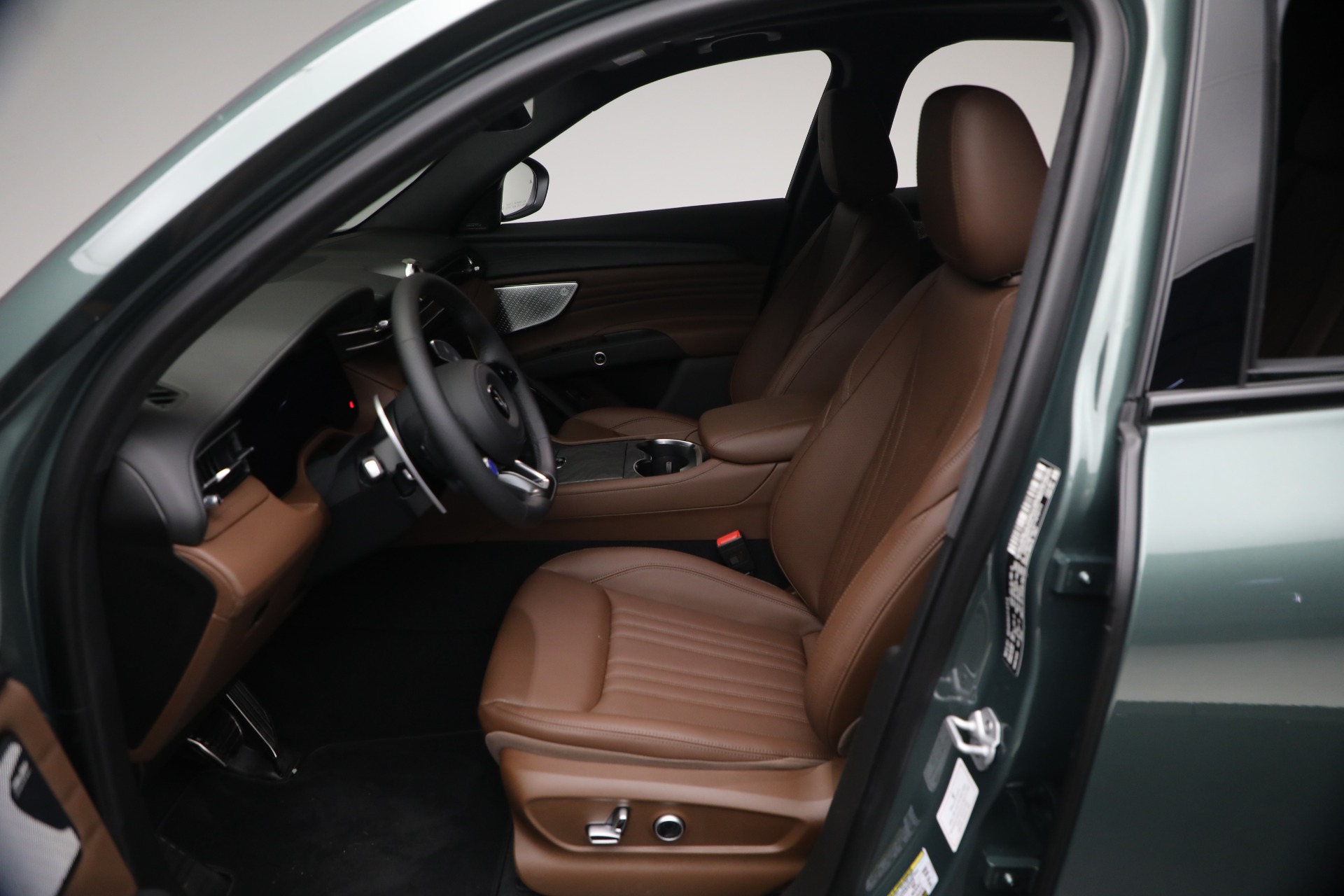 New-2026-Maserati-Grecale-Modena-V6