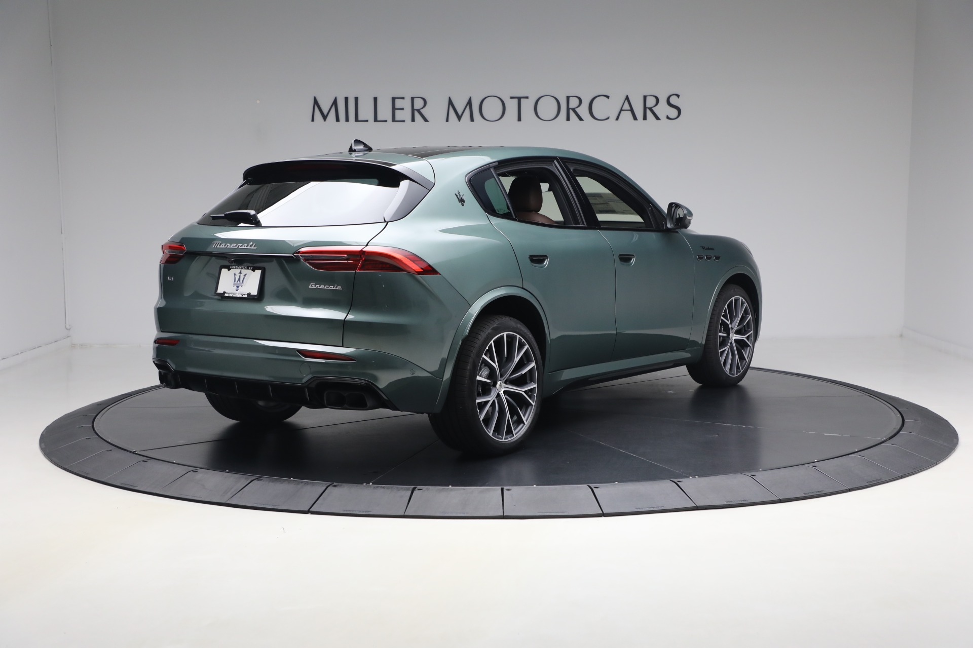 New-2026-Maserati-Grecale-Modena-V6