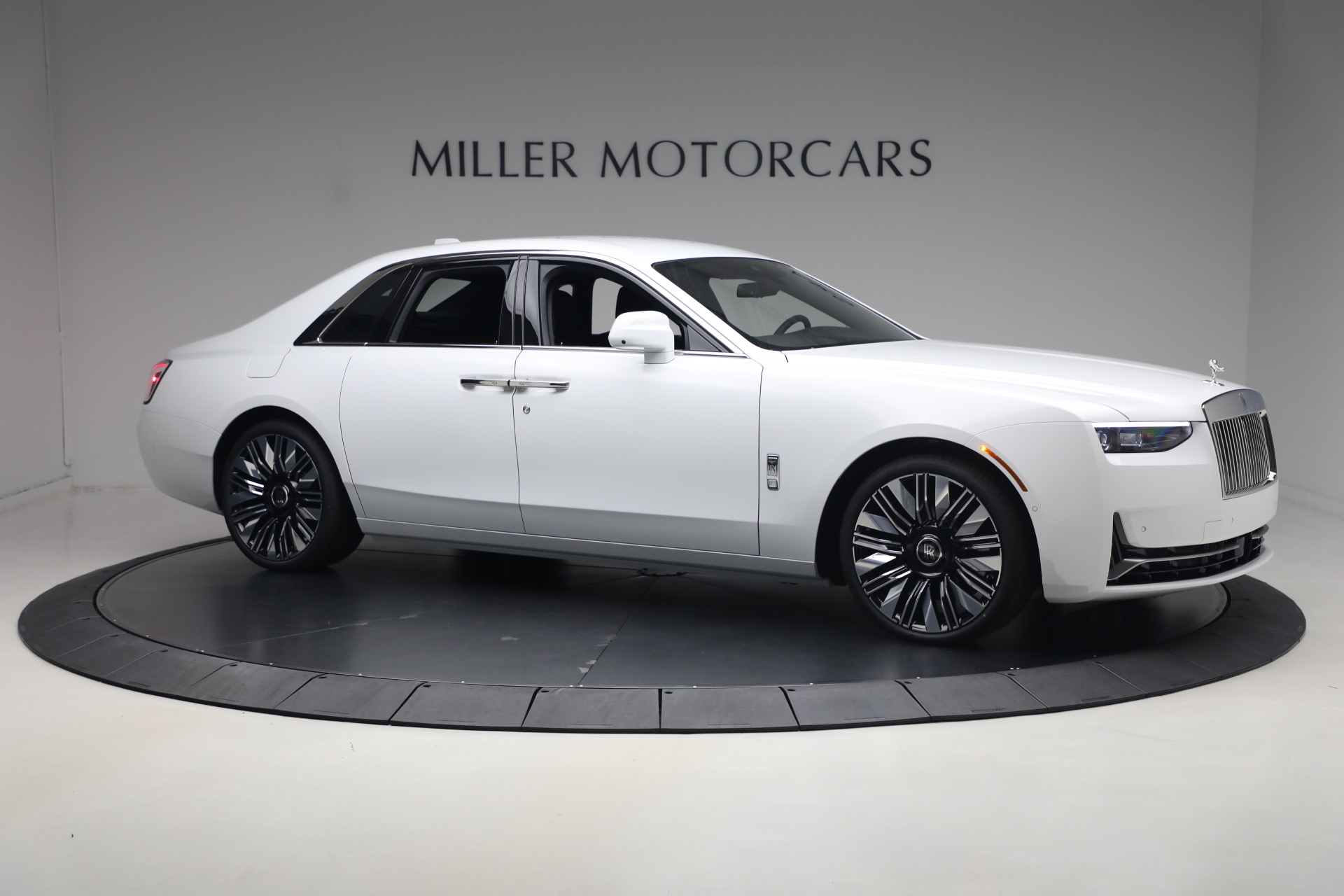 New-2027-Rolls-Royce-Ghost