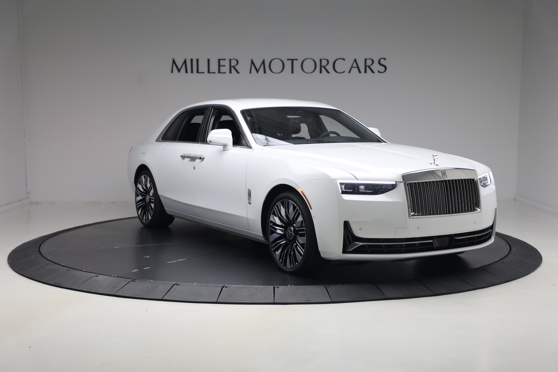 New-2027-Rolls-Royce-Ghost