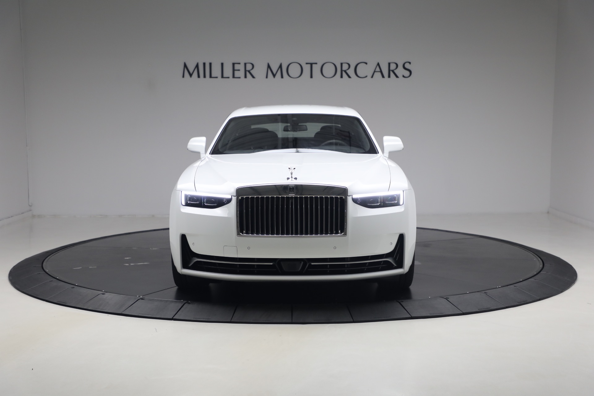 New-2027-Rolls-Royce-Ghost