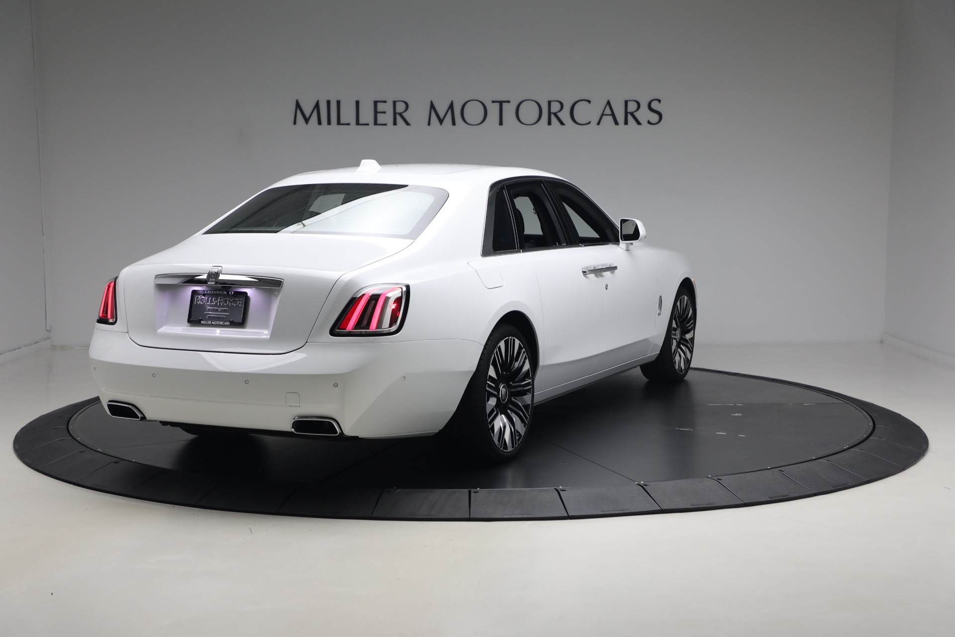 New-2027-Rolls-Royce-Ghost