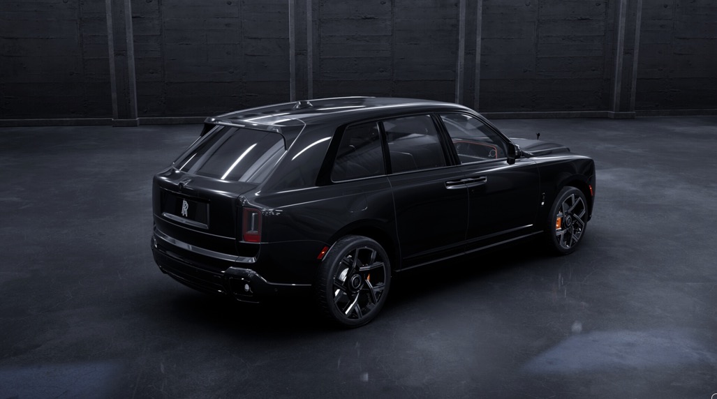New-2027-Rolls-Royce-Black-Badge-Cullinan