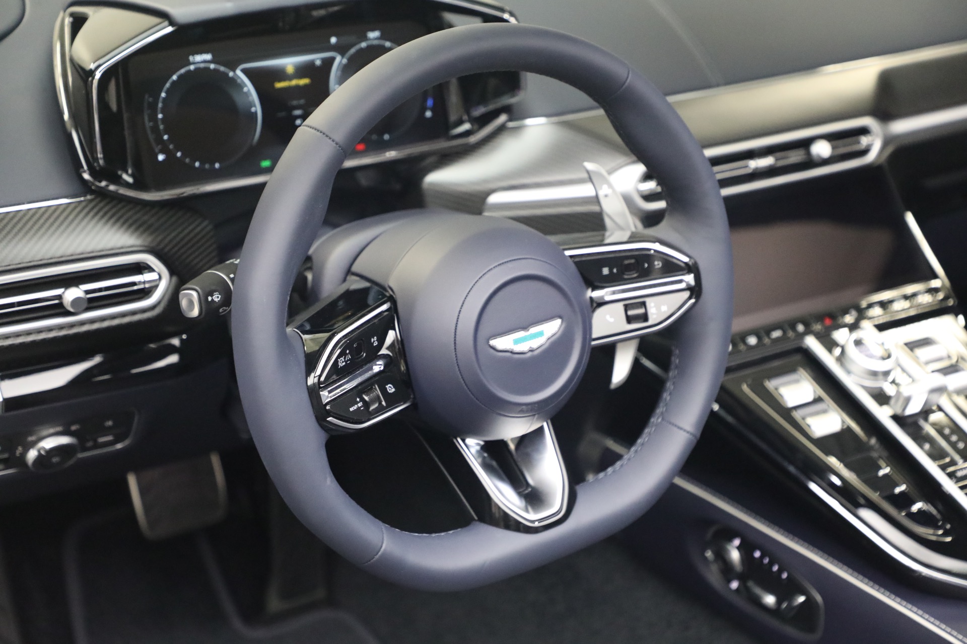 New-2026-Aston-Martin-Vantage-S-Roadster