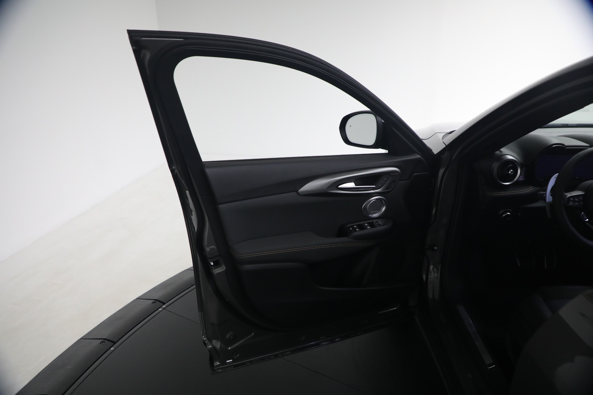 New-2026-Alfa-Romeo-Tonale-Veloce