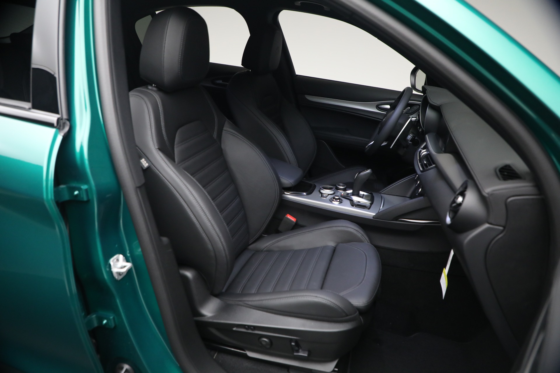 New-2026-Alfa-Romeo-Stelvio-Veloce