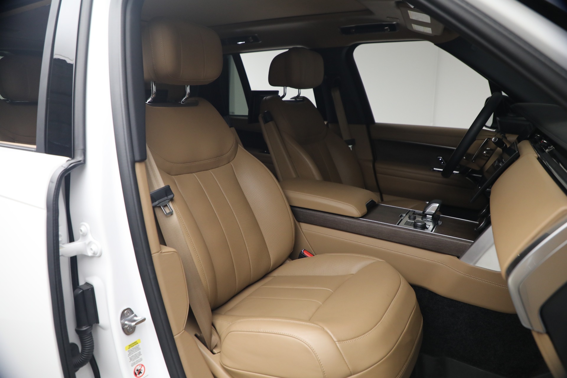 Used-2023-Land-Rover-Range-Rover-P530-Autobiography