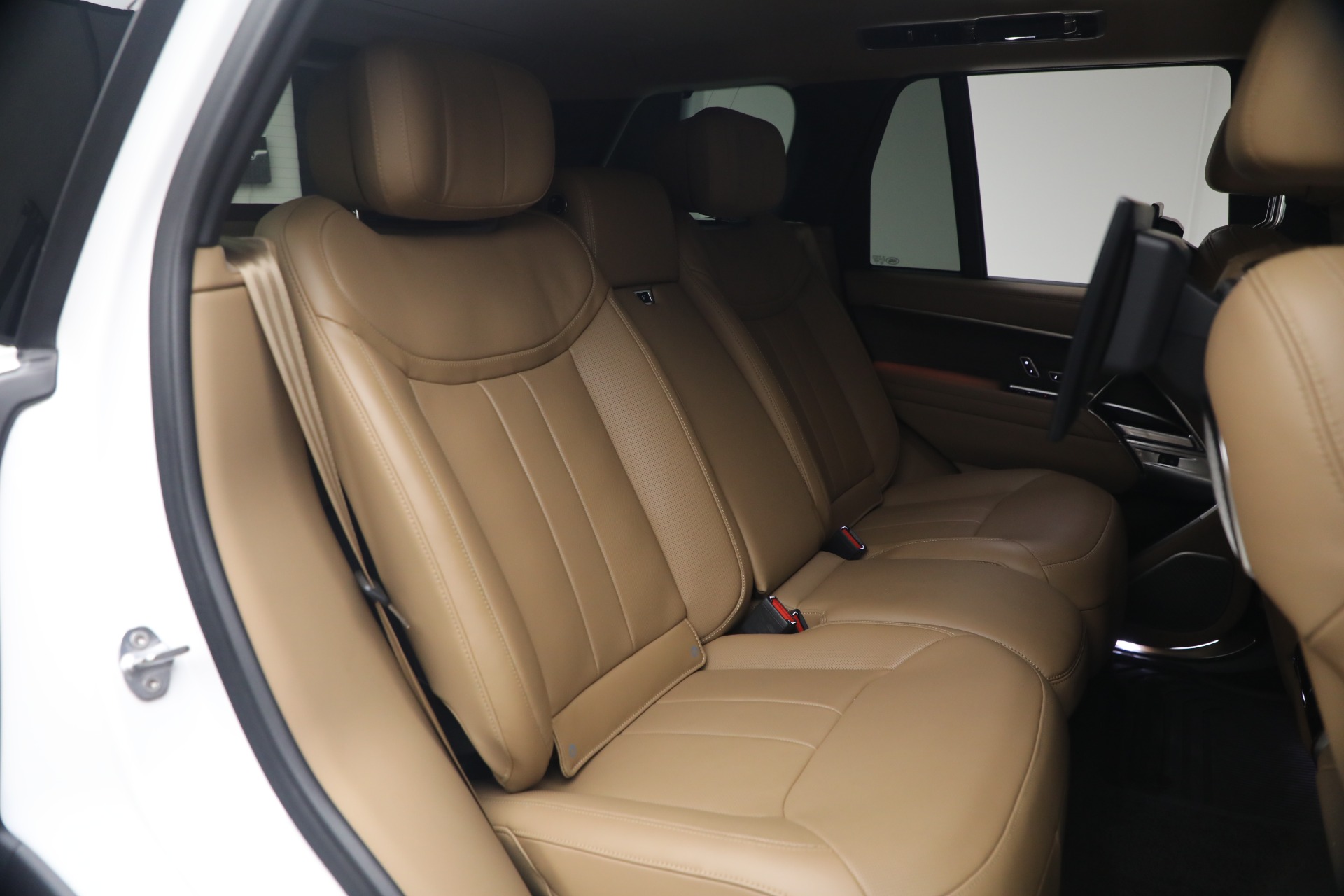 Used-2023-Land-Rover-Range-Rover-P530-Autobiography