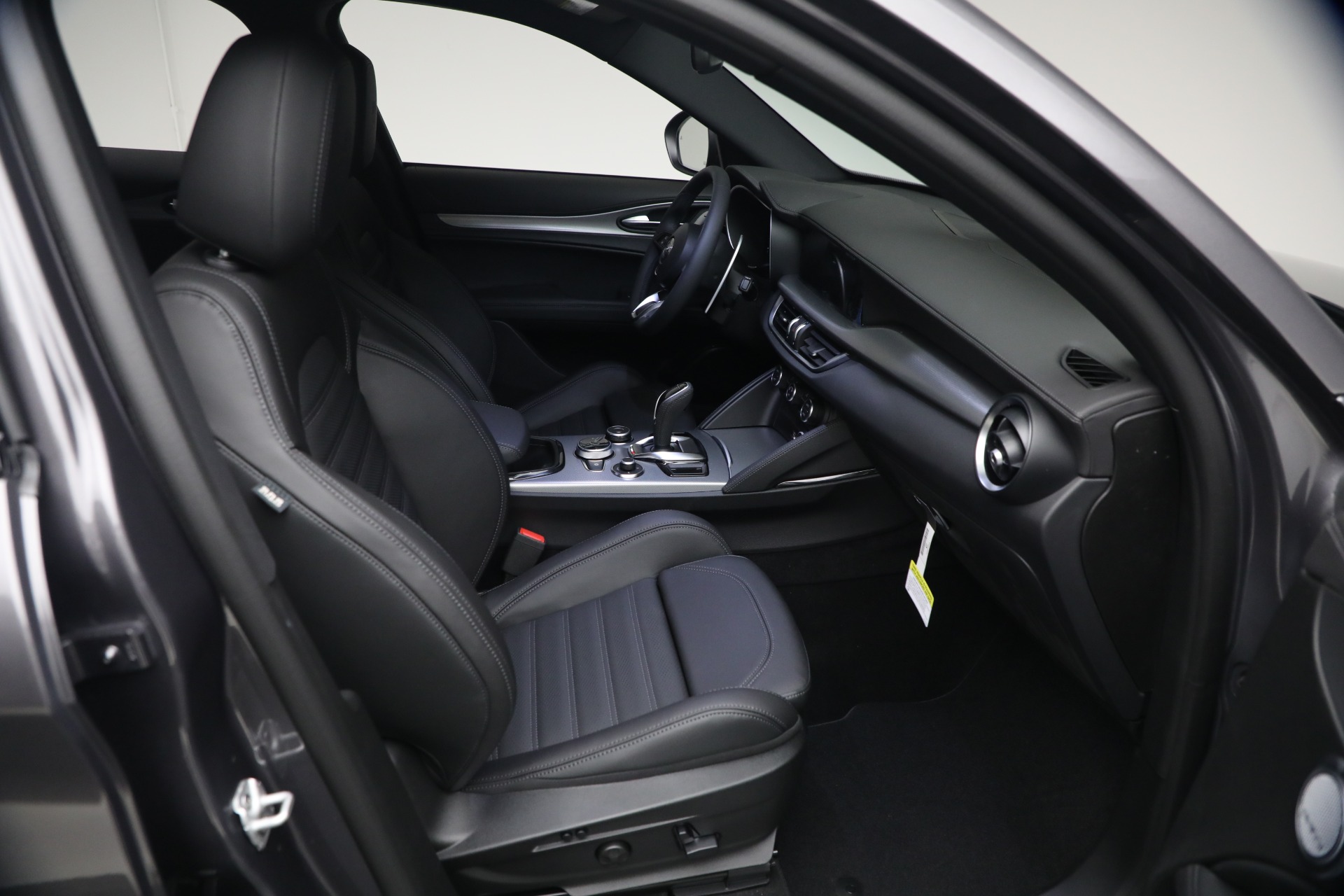 New-2026-Alfa-Romeo-Stelvio-Veloce