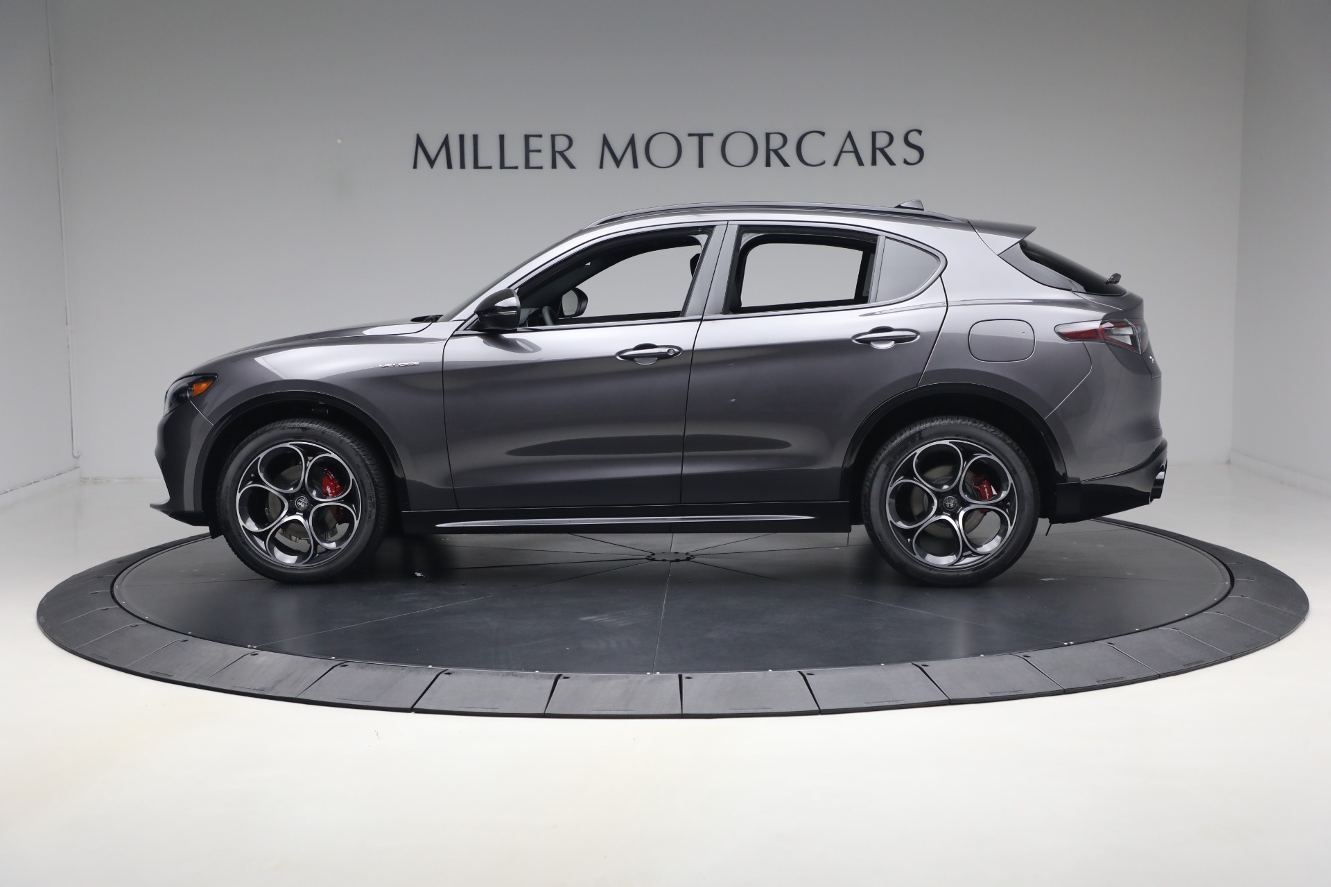 New-2026-Alfa-Romeo-Stelvio-Veloce