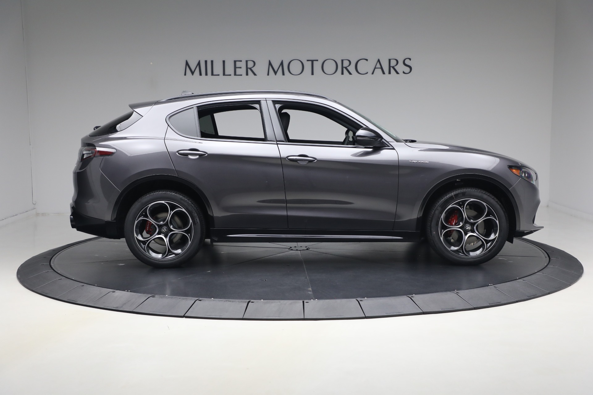 New-2026-Alfa-Romeo-Stelvio-Veloce
