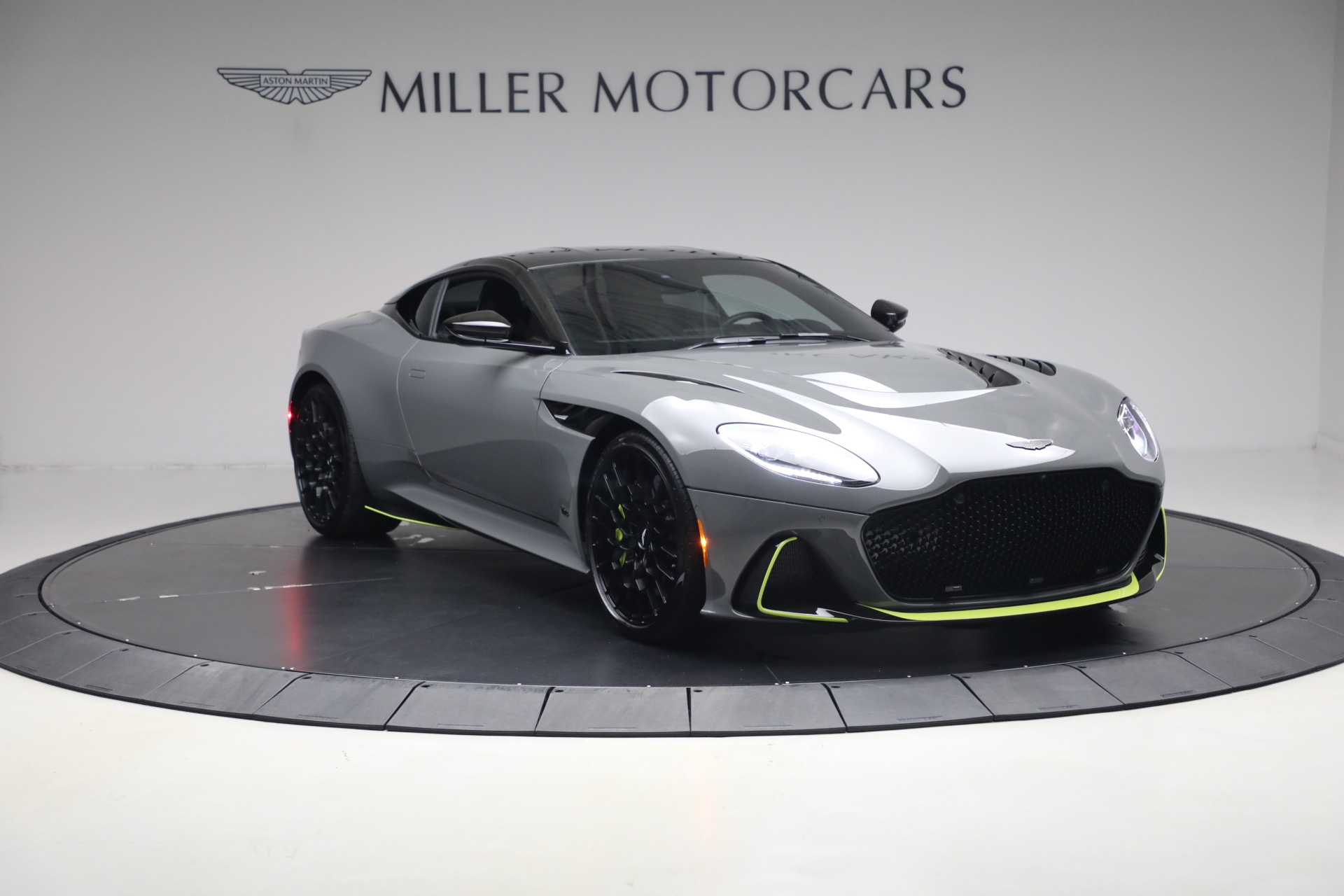 Used-2023-Aston-Martin-DBS-770-Ultimate