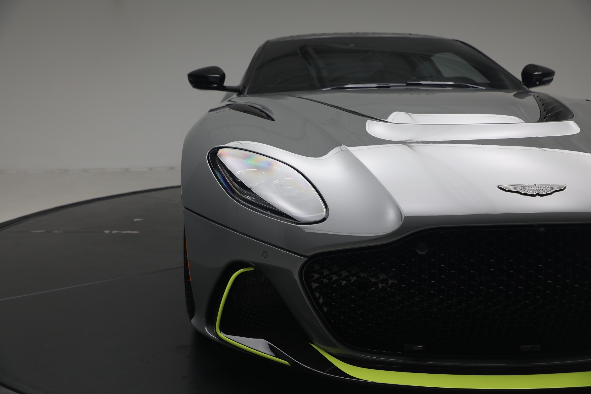 Used-2023-Aston-Martin-DBS-770-Ultimate