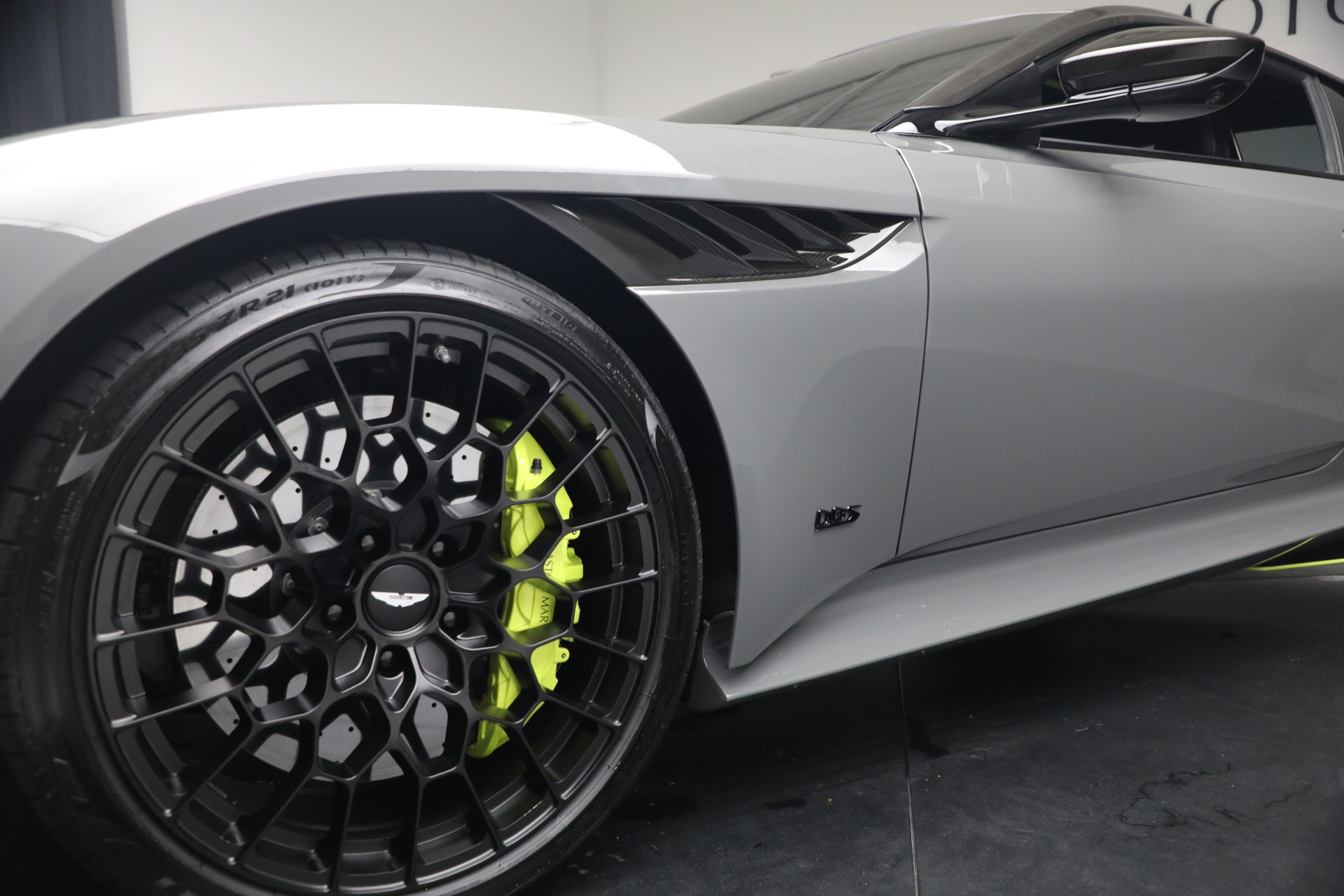 Used-2023-Aston-Martin-DBS-770-Ultimate