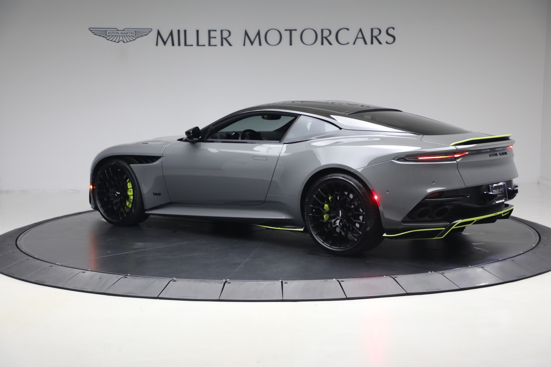 Used-2023-Aston-Martin-DBS-770-Ultimate