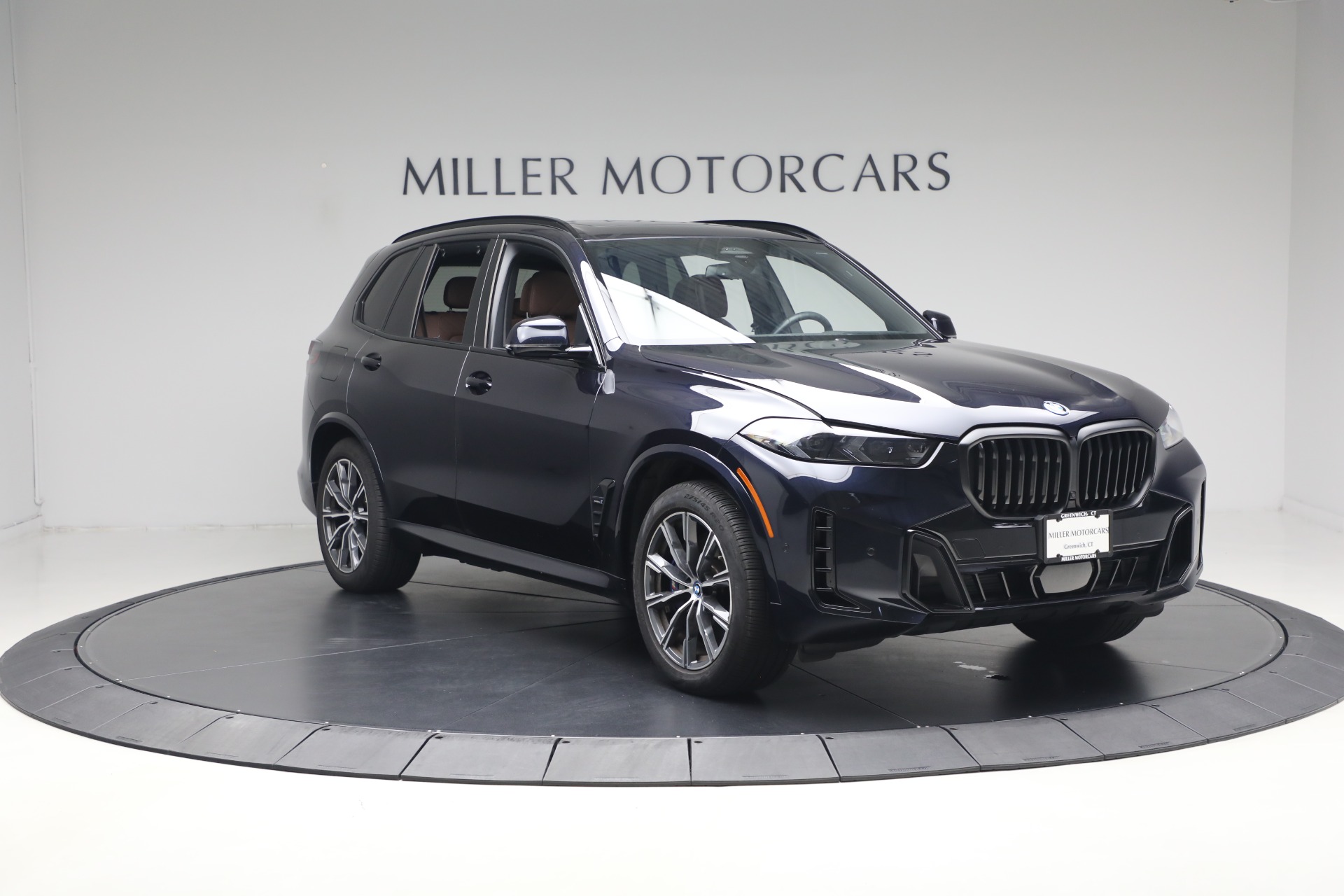 Used-2024-BMW-X5-xDrive50e