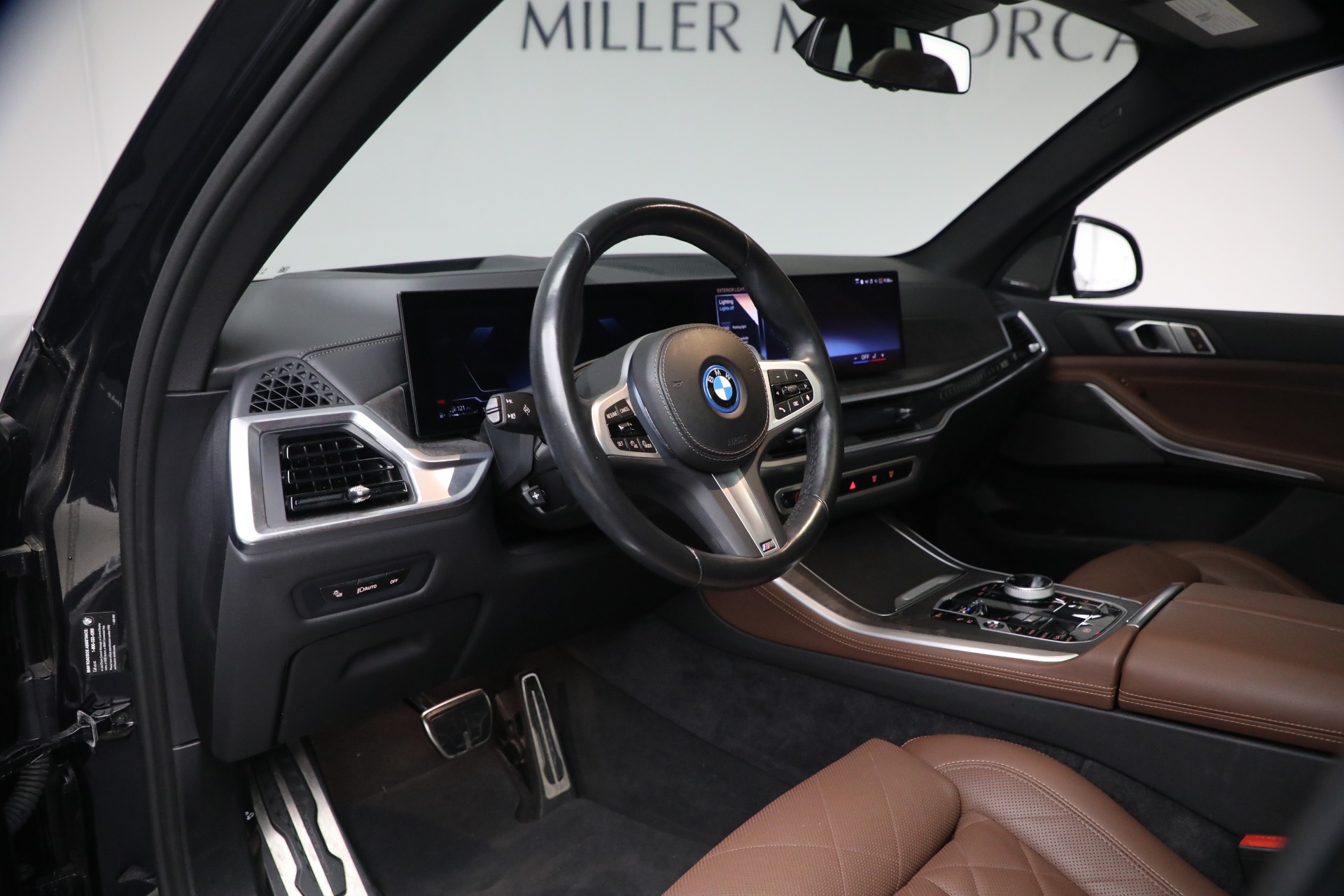 Used-2024-BMW-X5-xDrive50e