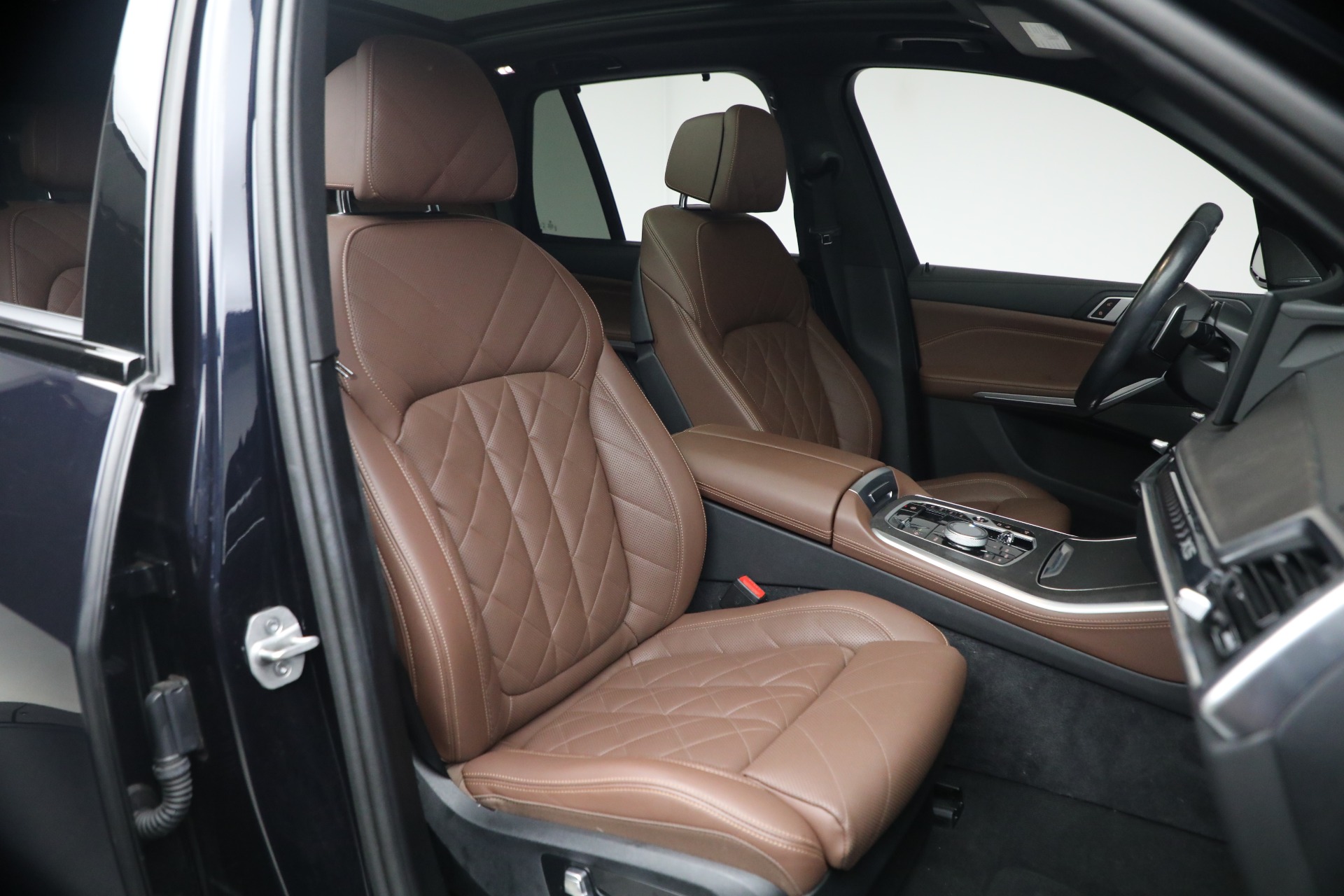 Used-2024-BMW-X5-xDrive50e