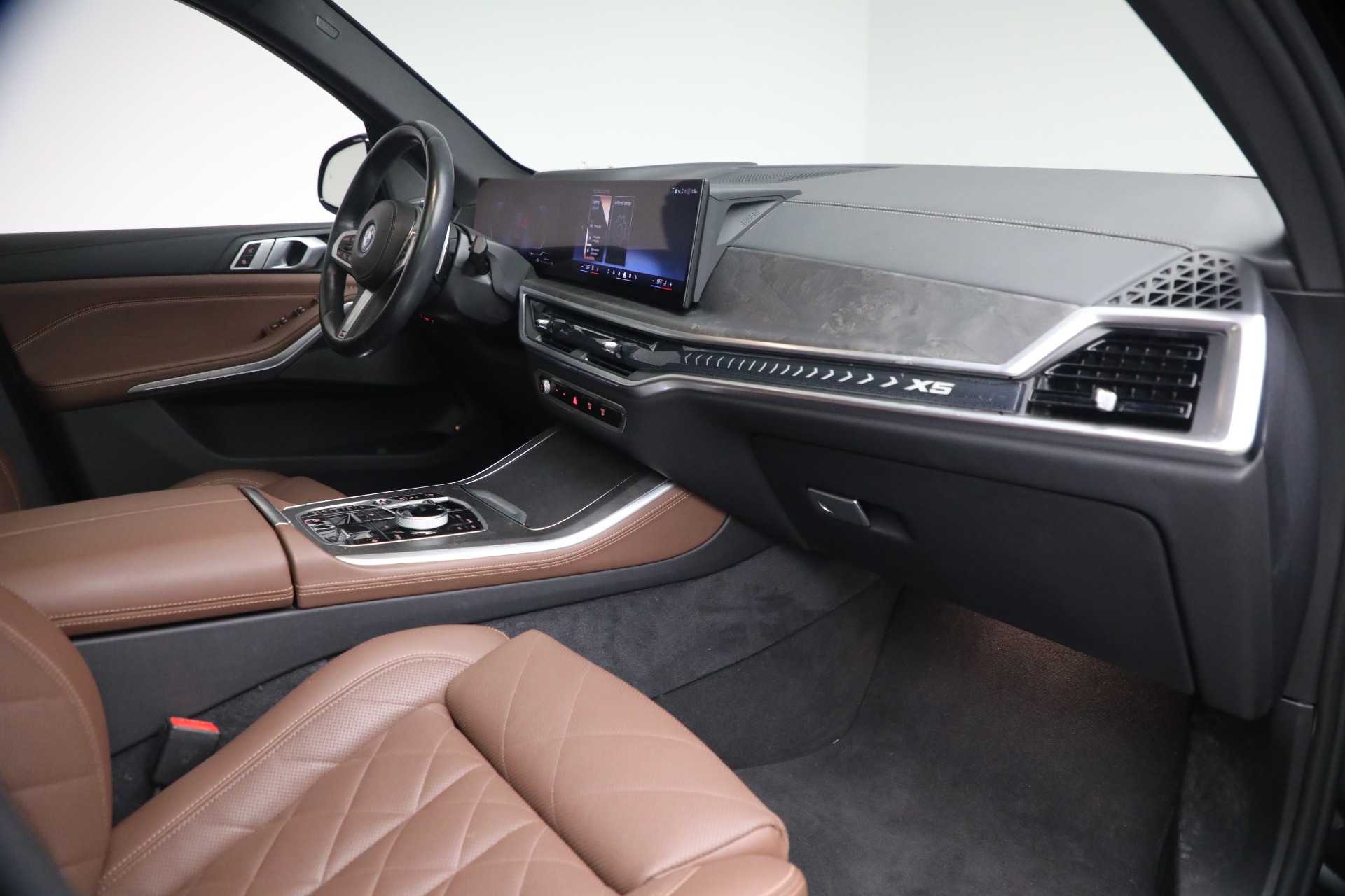 Used-2024-BMW-X5-xDrive50e