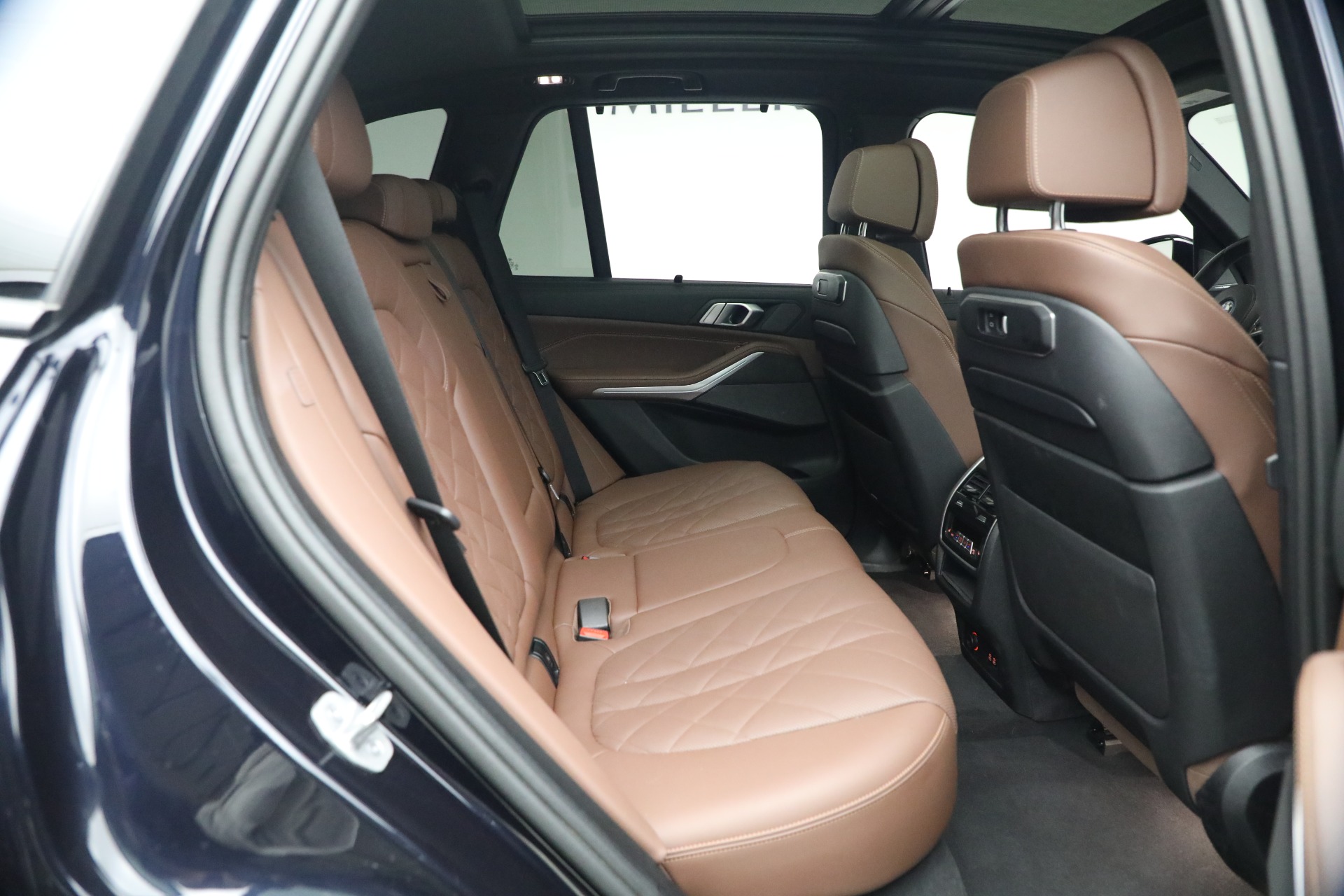 Used-2024-BMW-X5-xDrive50e