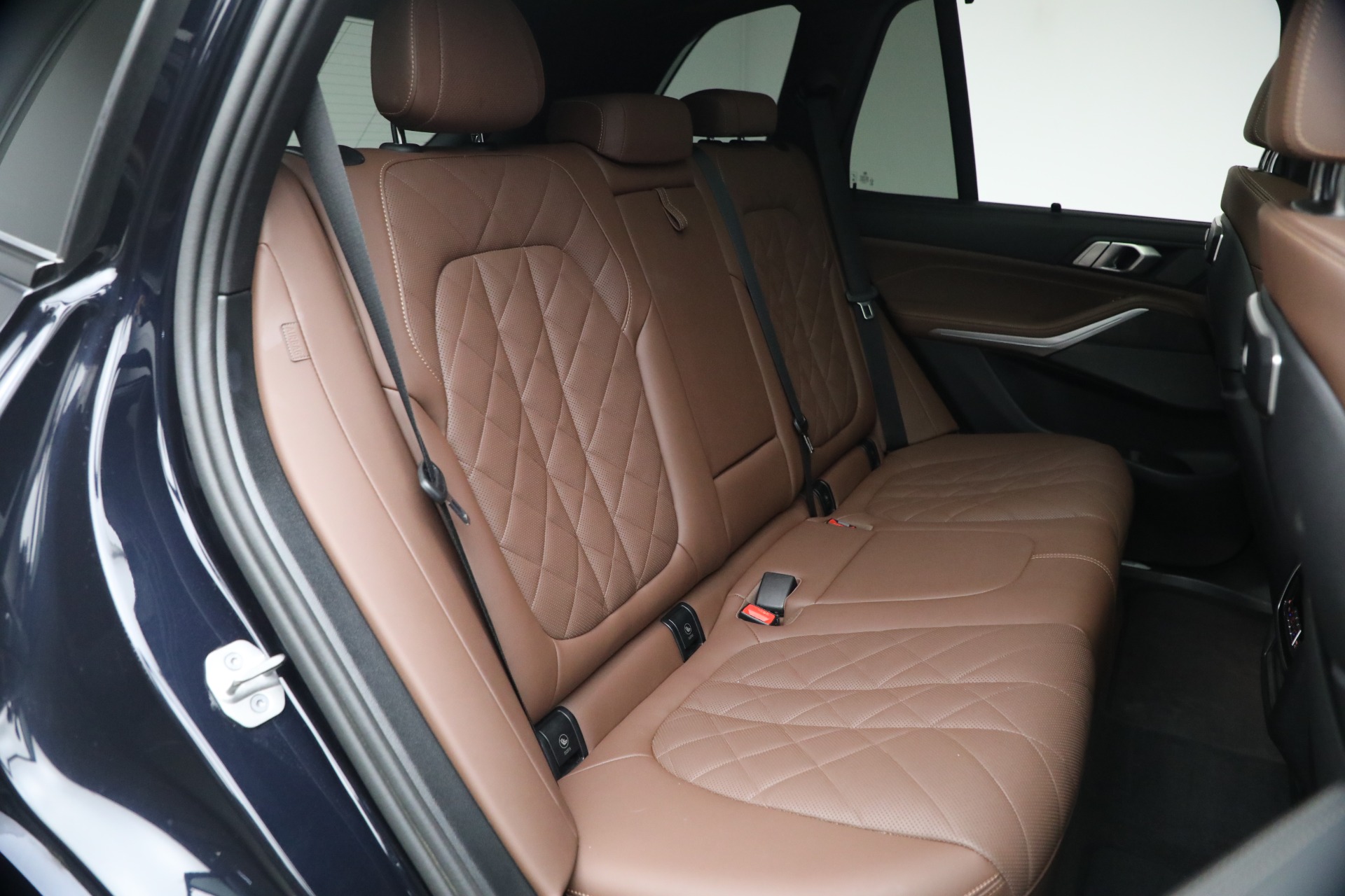 Used-2024-BMW-X5-xDrive50e