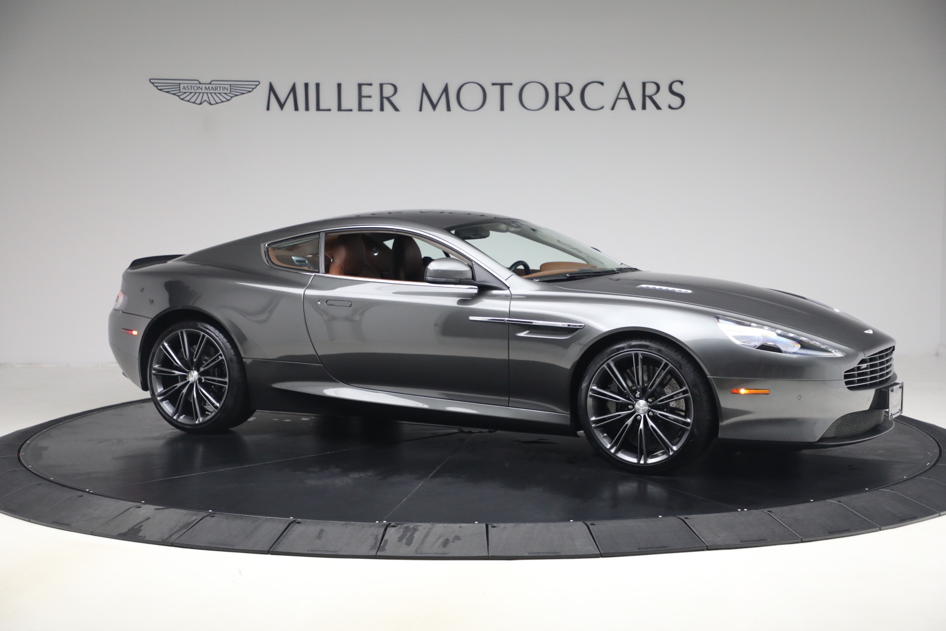 Used-2014-Aston-Martin-DB9