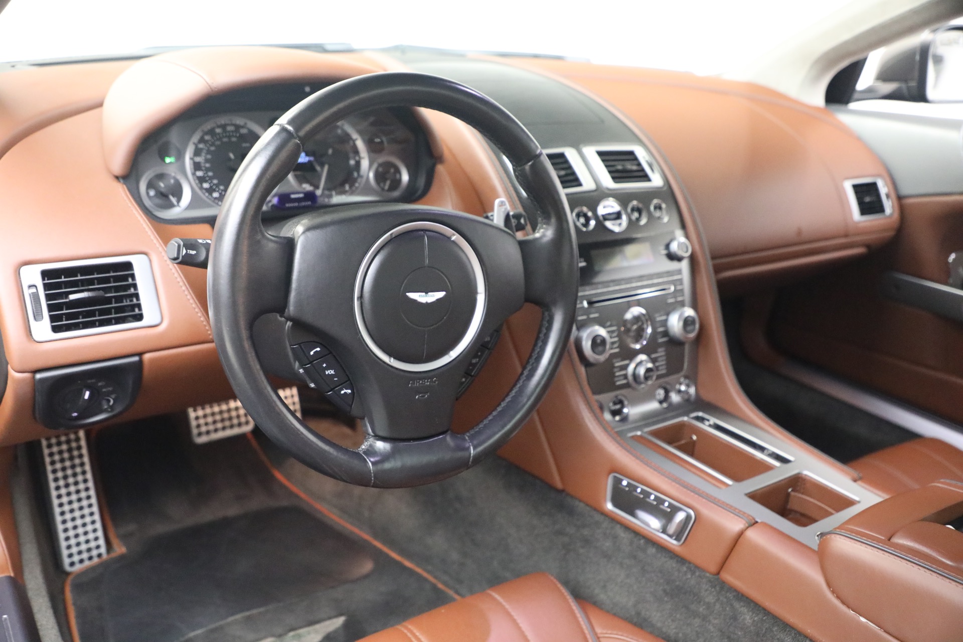 Used-2014-Aston-Martin-DB9