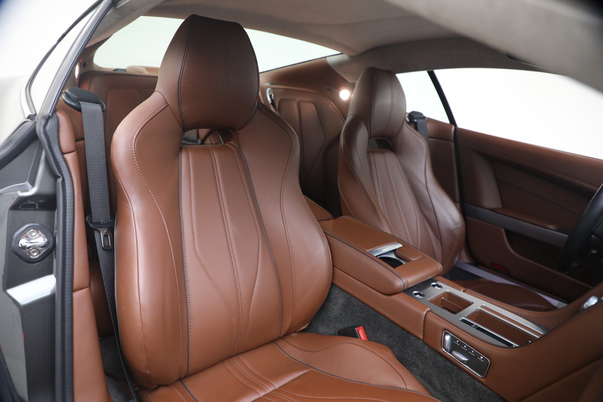 Used-2014-Aston-Martin-DB9