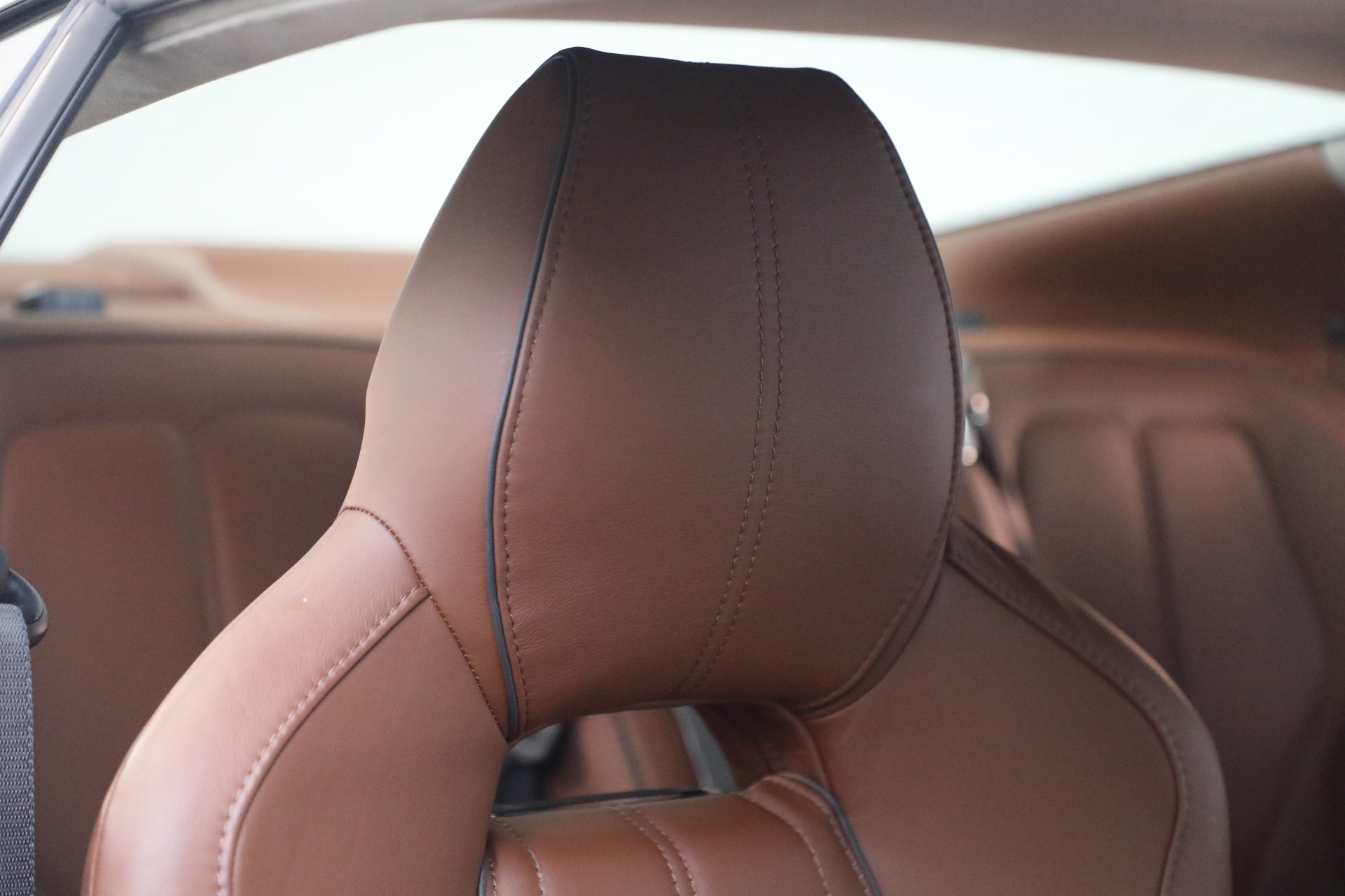 Used-2014-Aston-Martin-DB9