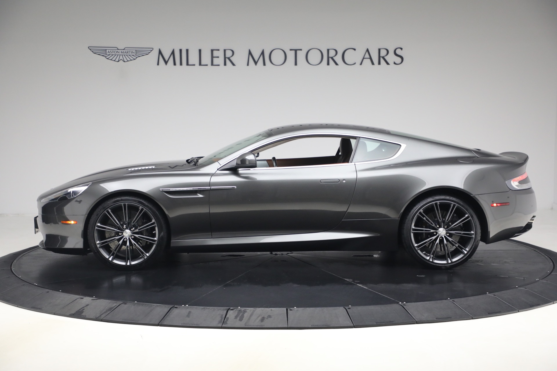 Used-2014-Aston-Martin-DB9
